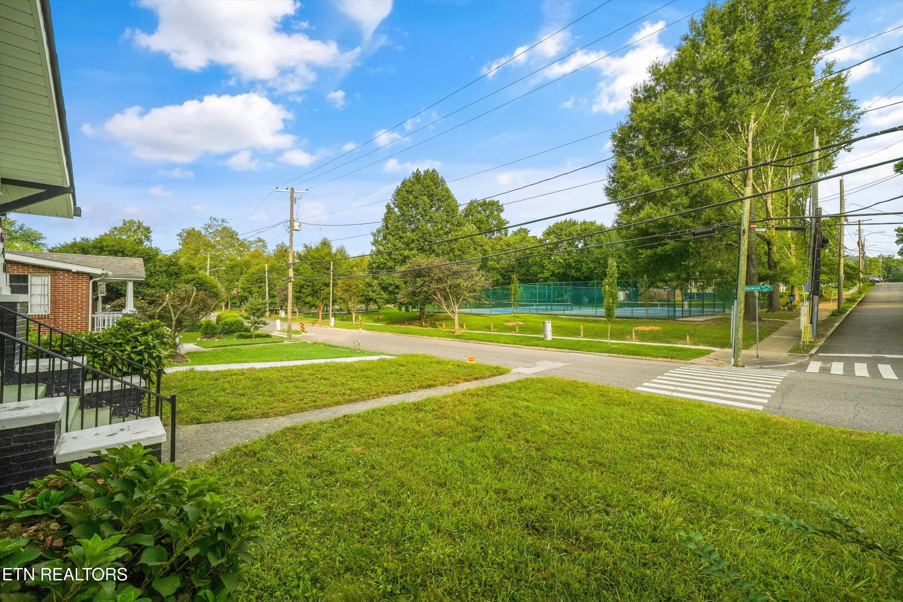 1640 Edgewood Avenue Knoxville TN 37917