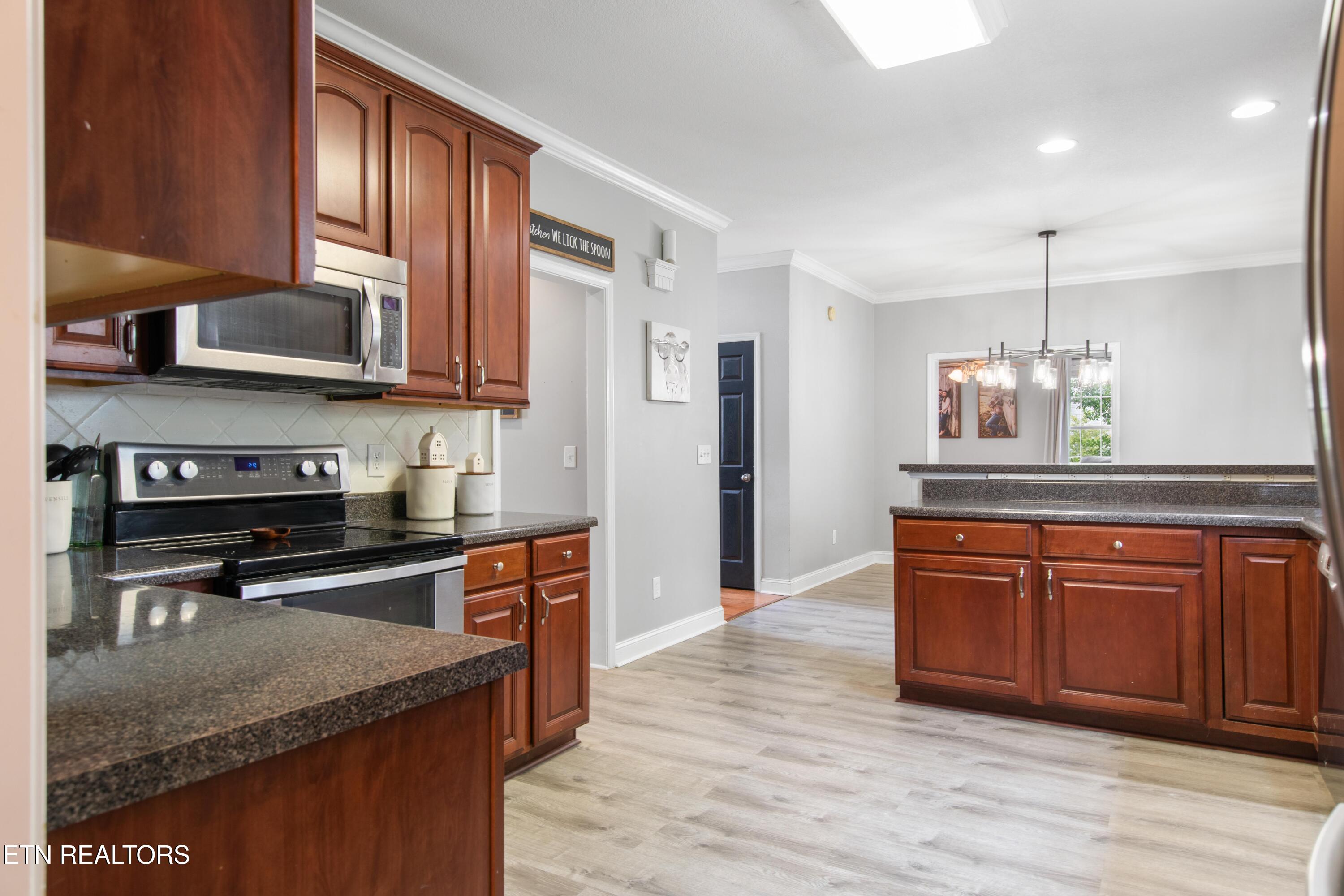 137 Chelsea Lane Lafollette TN 37766