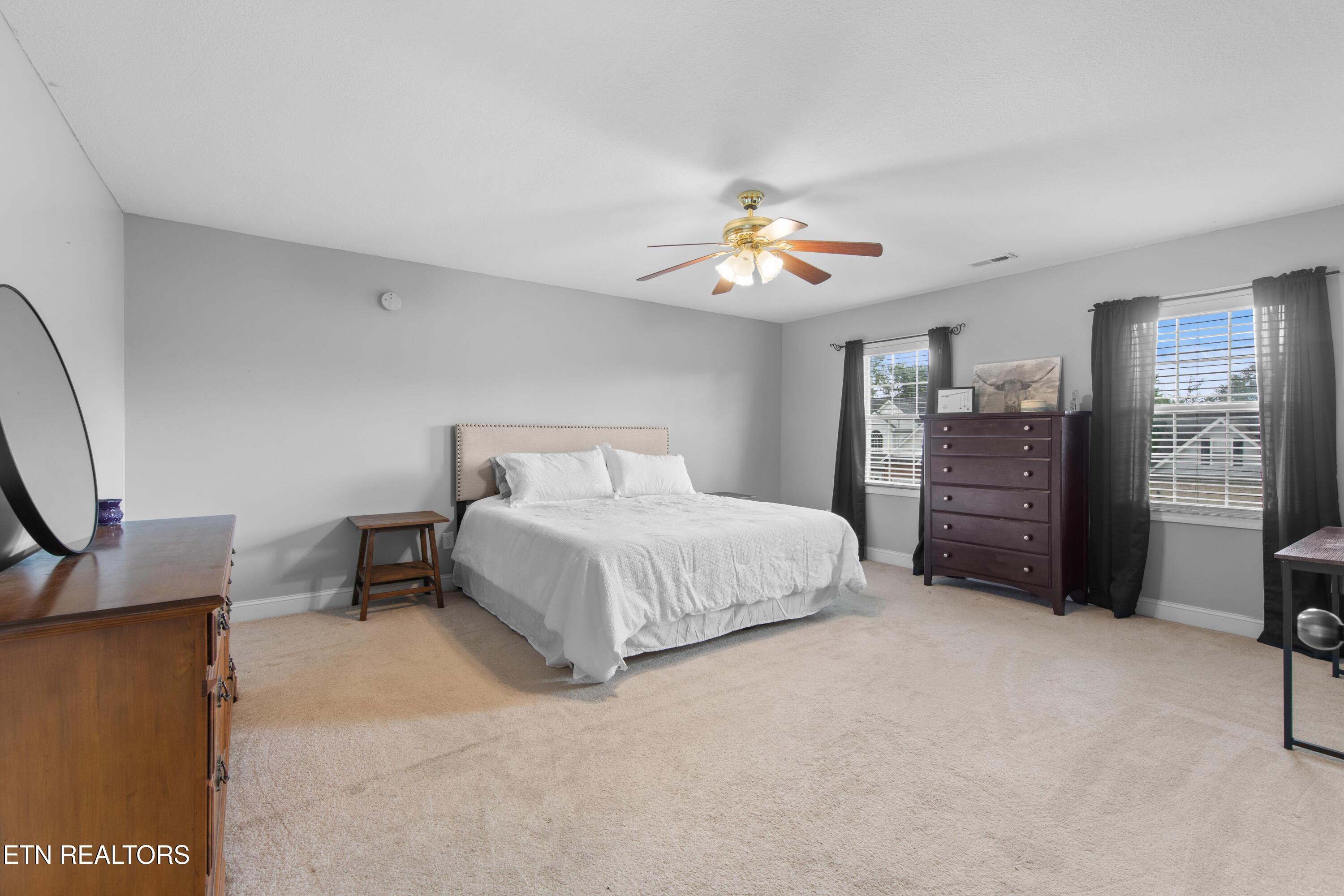 137 Chelsea Lane Lafollette TN 37766
