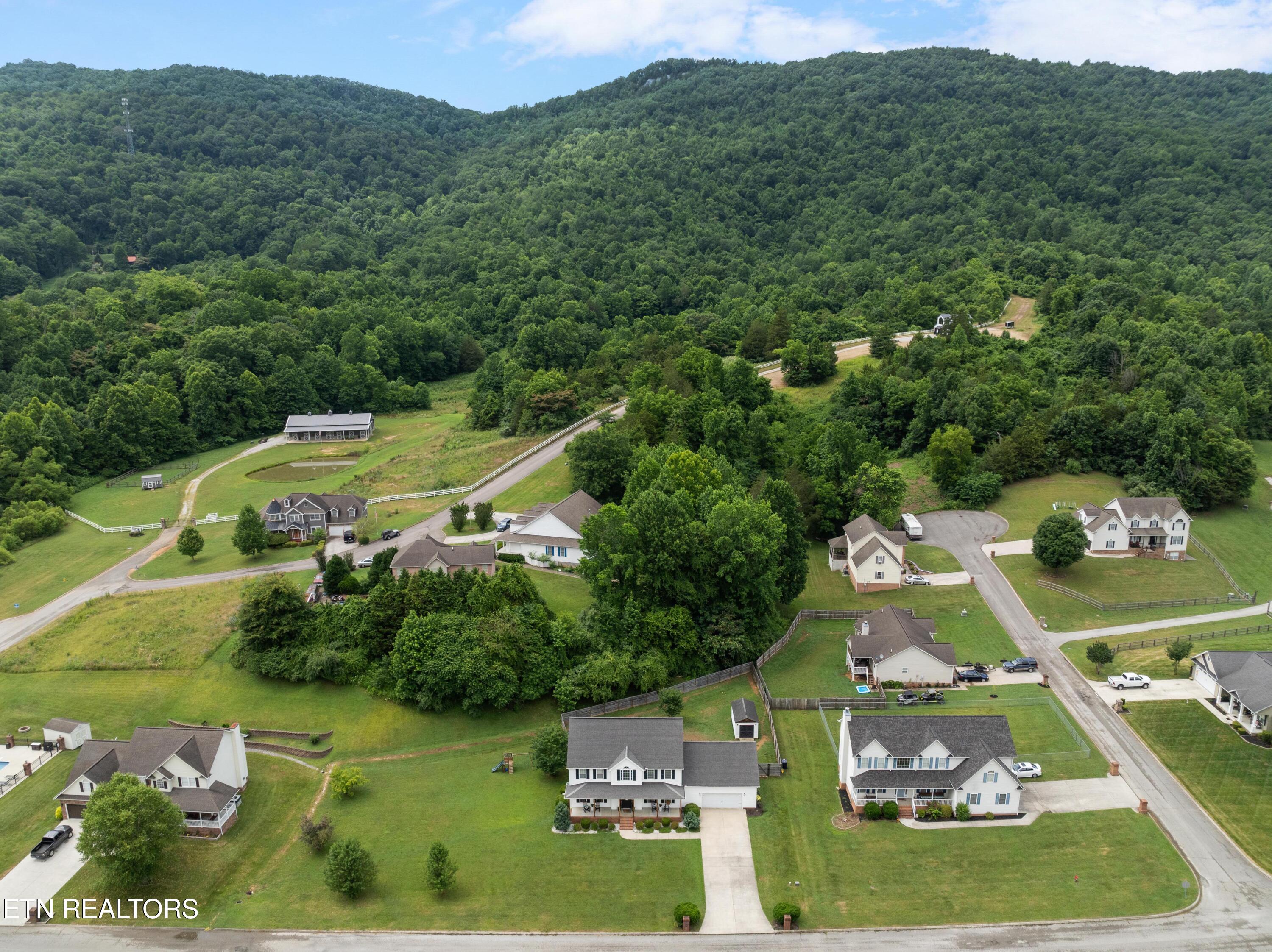 137 Chelsea Lane Lafollette TN 37766