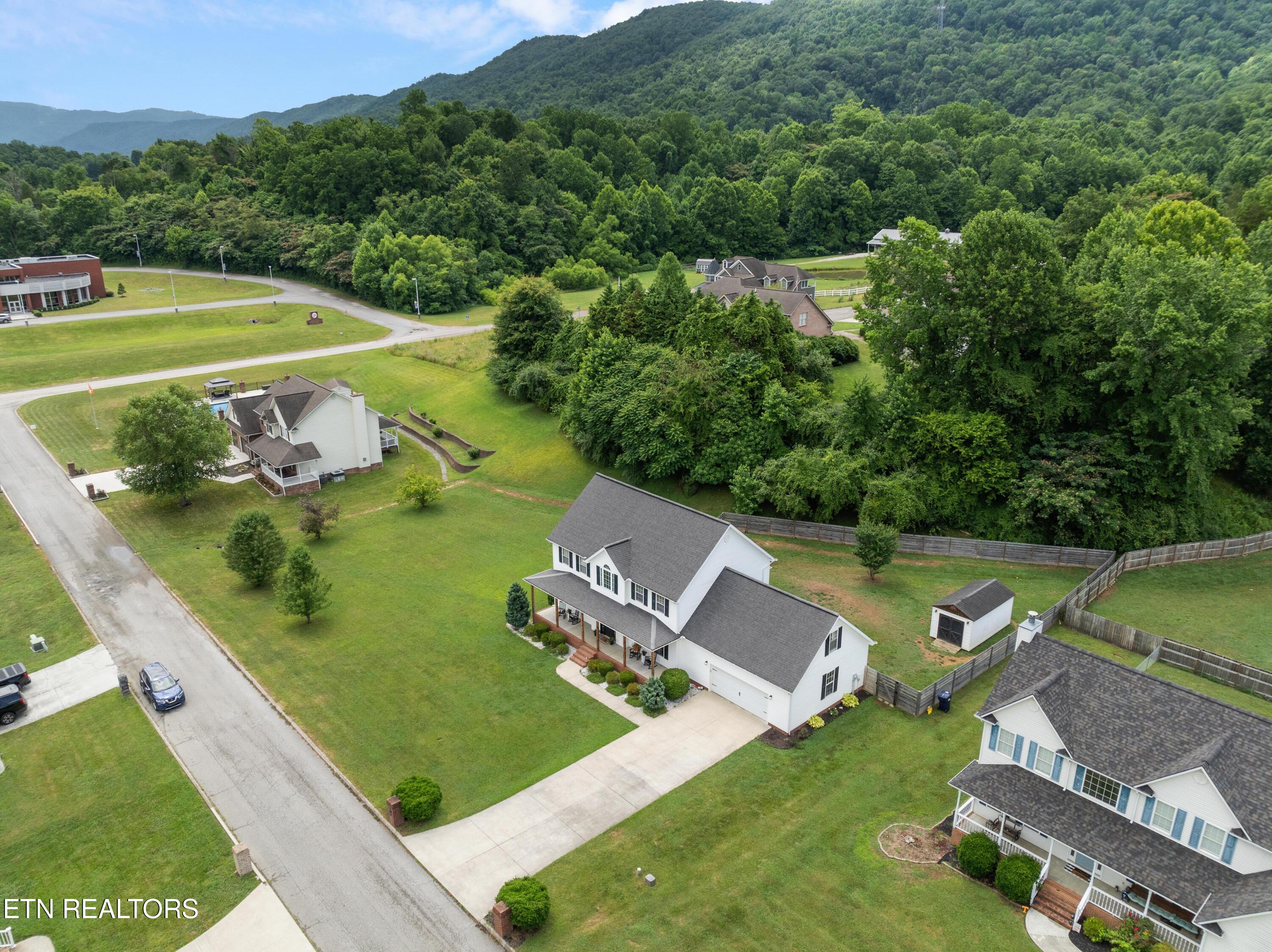 137 Chelsea Lane Lafollette TN 37766