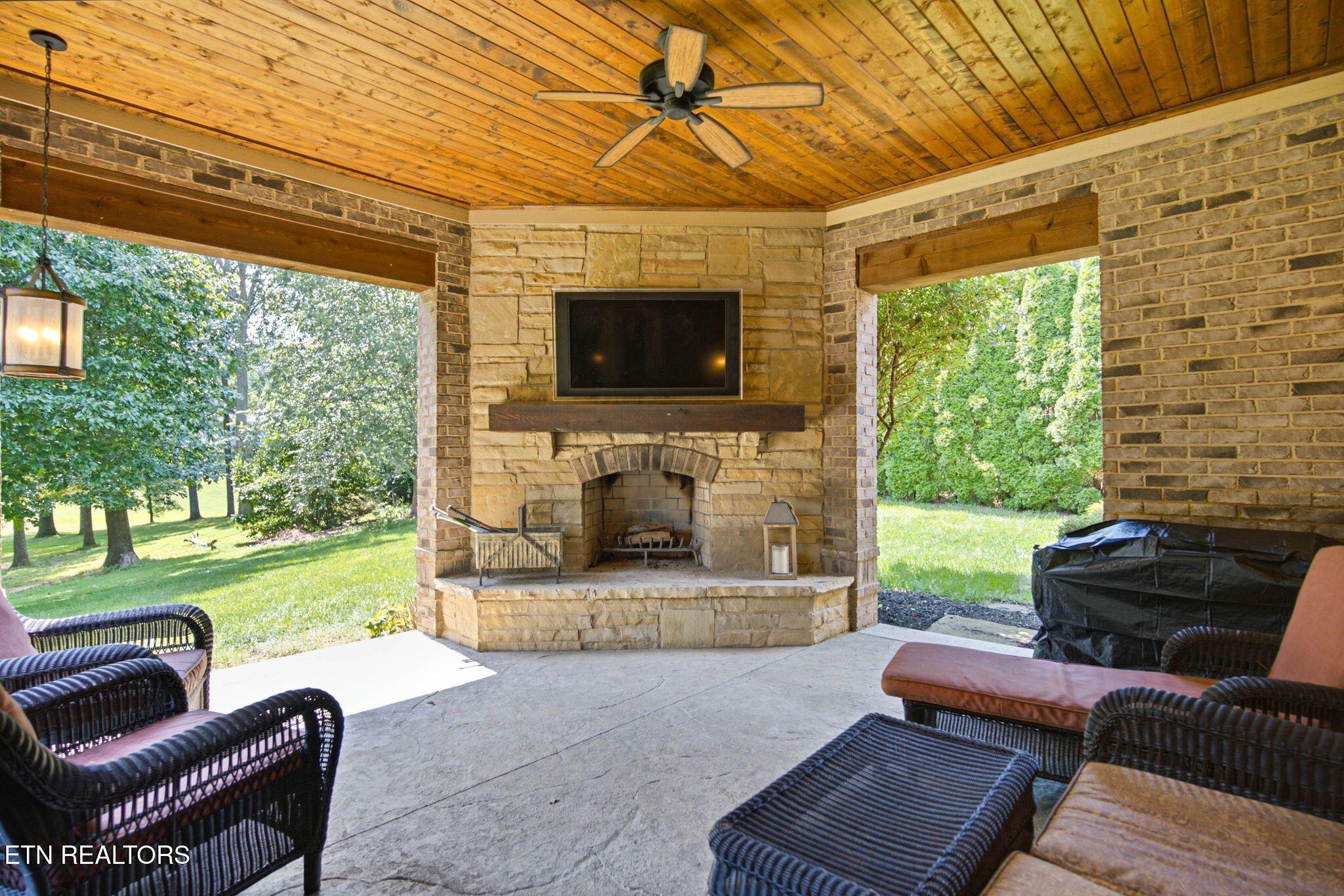 2431 Covered Bridge Boulevard Knoxville TN 37932