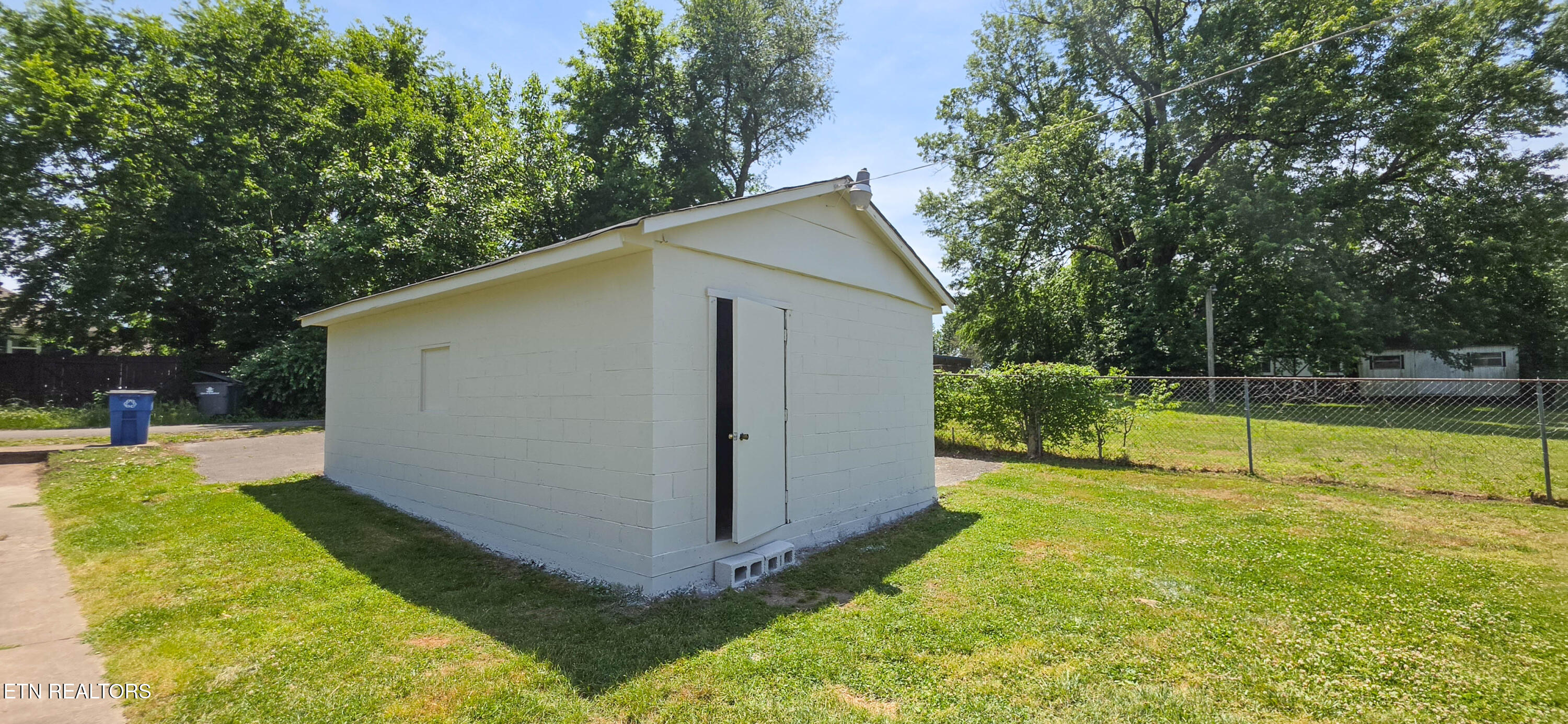 1126 Vermont Avenue Knoxville TN 37921