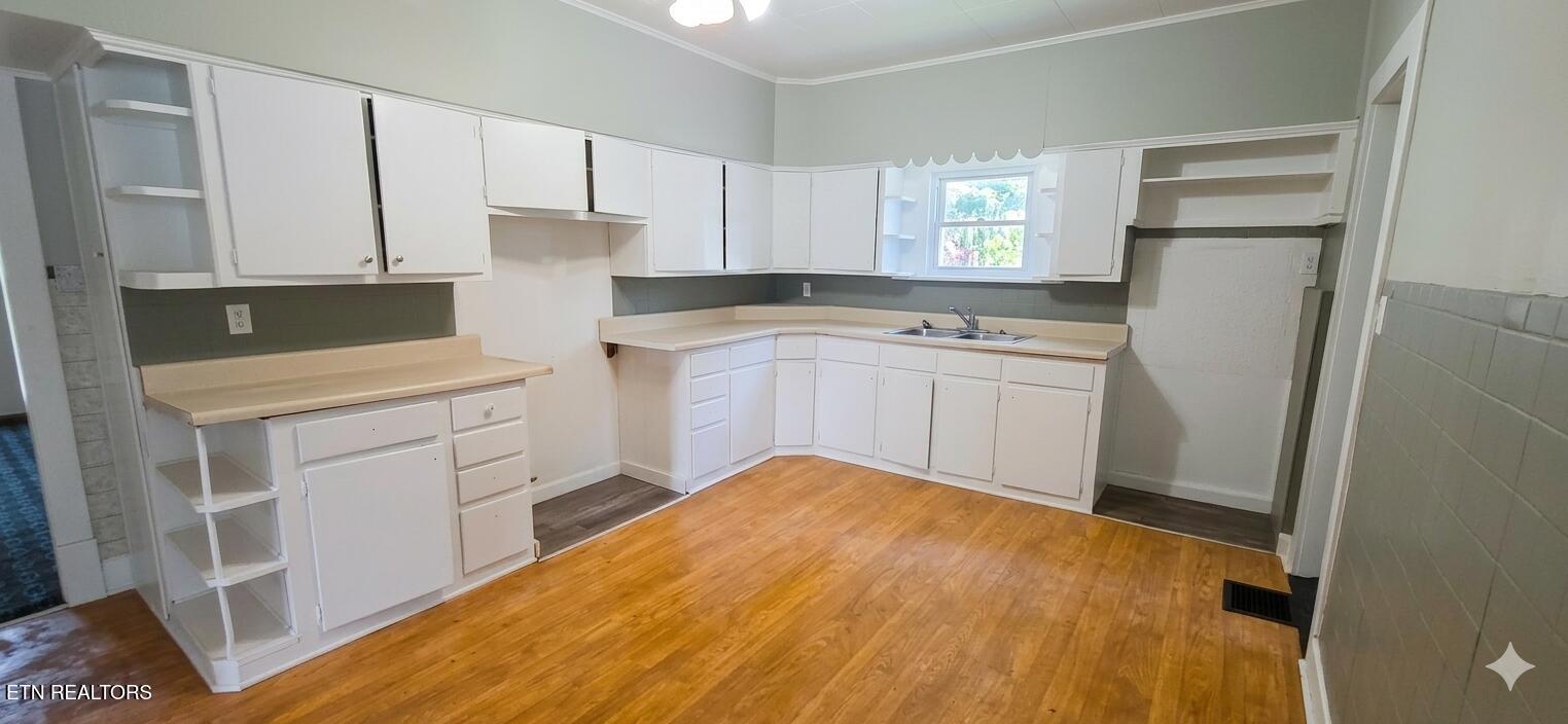 1126 Vermont Avenue Knoxville TN 37921