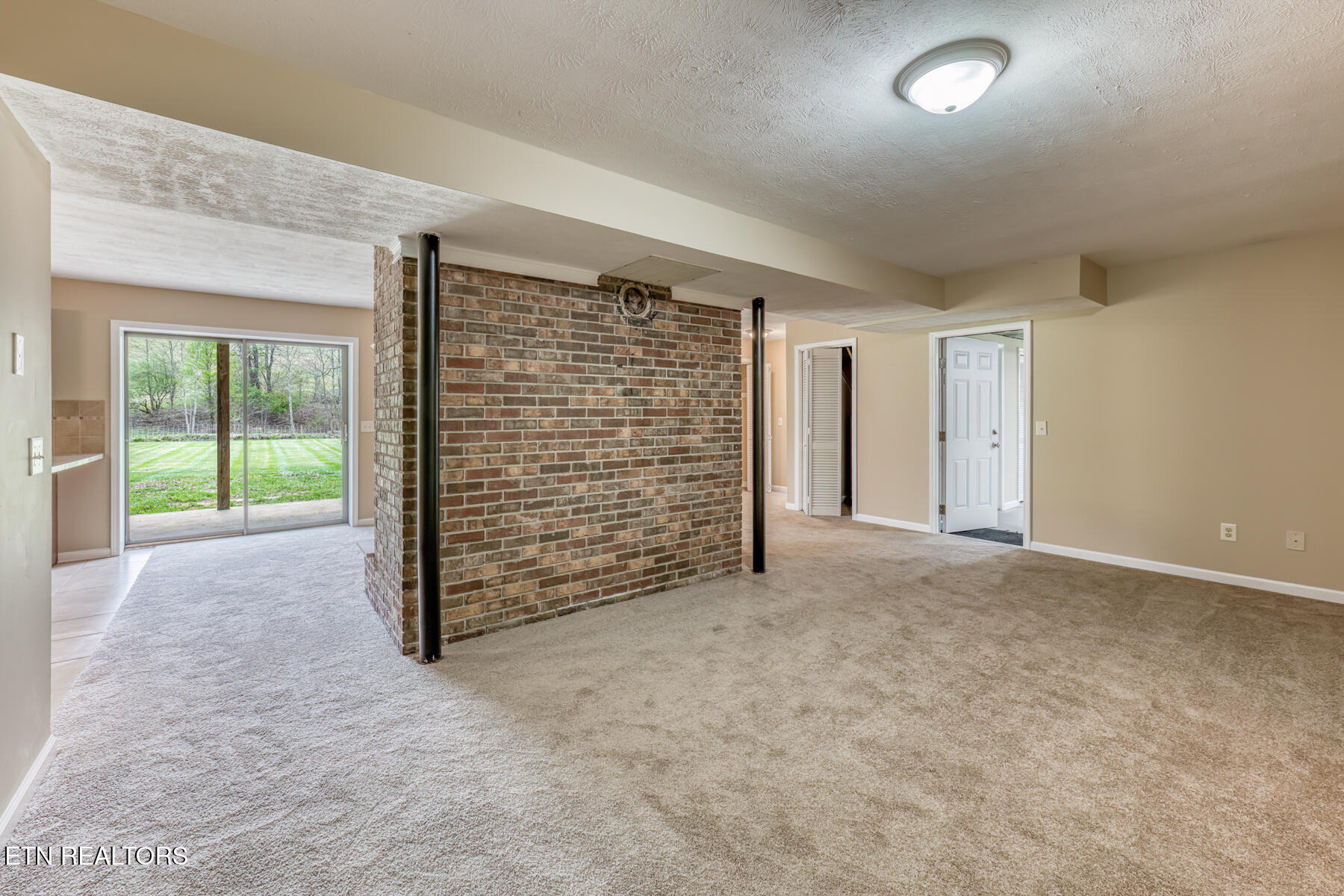 5509 Memorial Boulevard Kingsport TN 37664