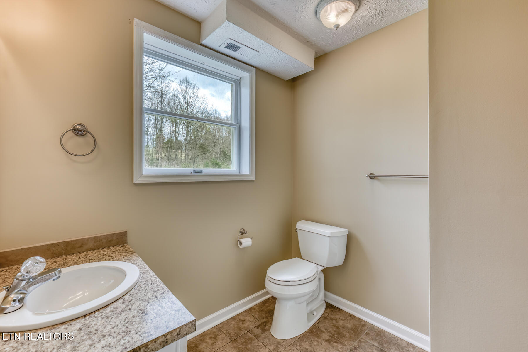 5509 Memorial Boulevard Kingsport TN 37664