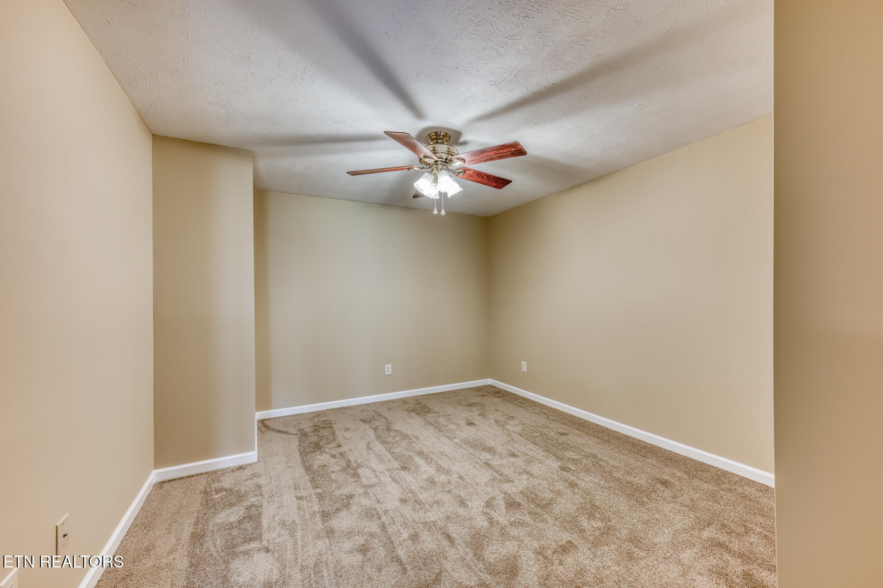5509 Memorial Boulevard Kingsport TN 37664