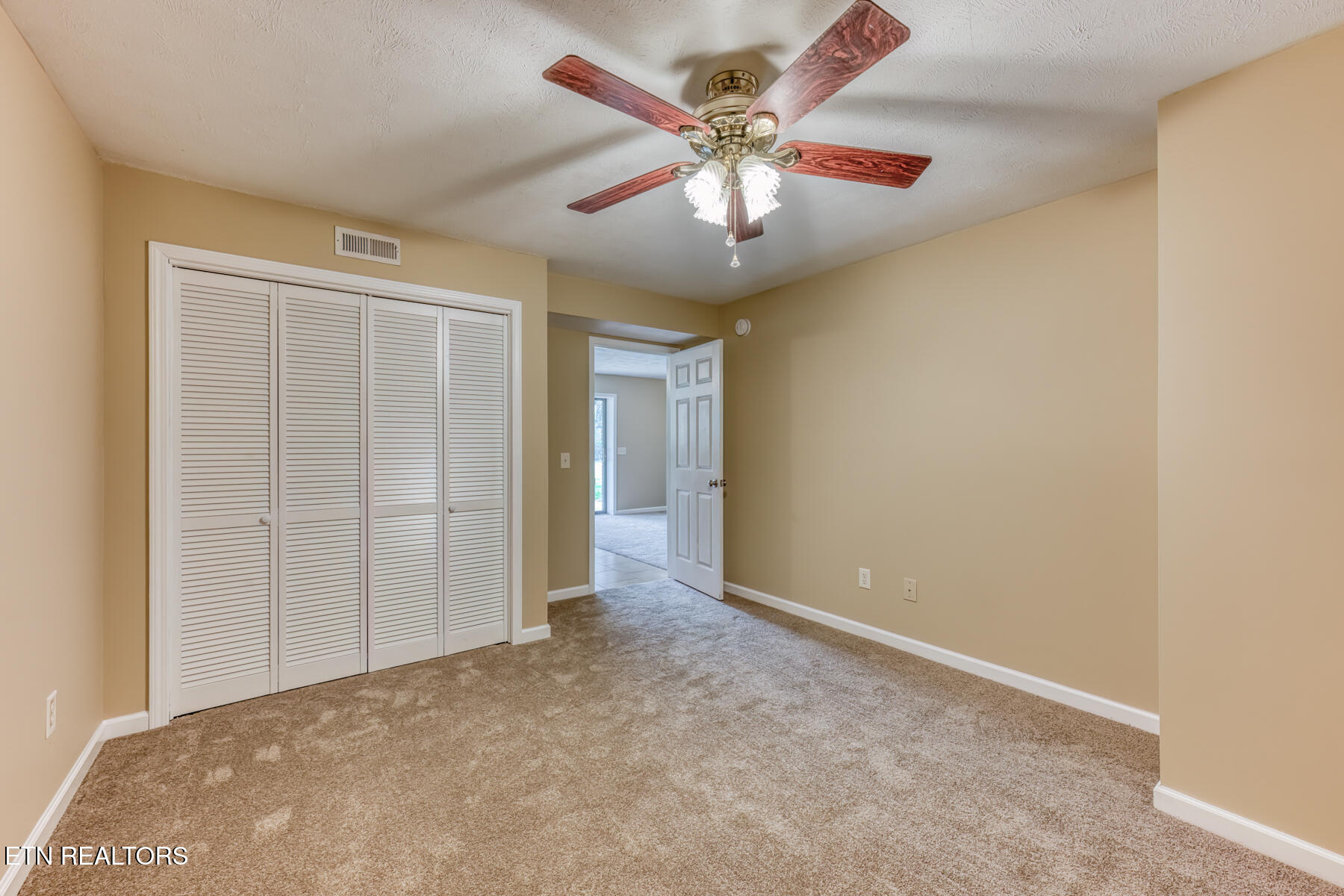 5509 Memorial Boulevard Kingsport TN 37664