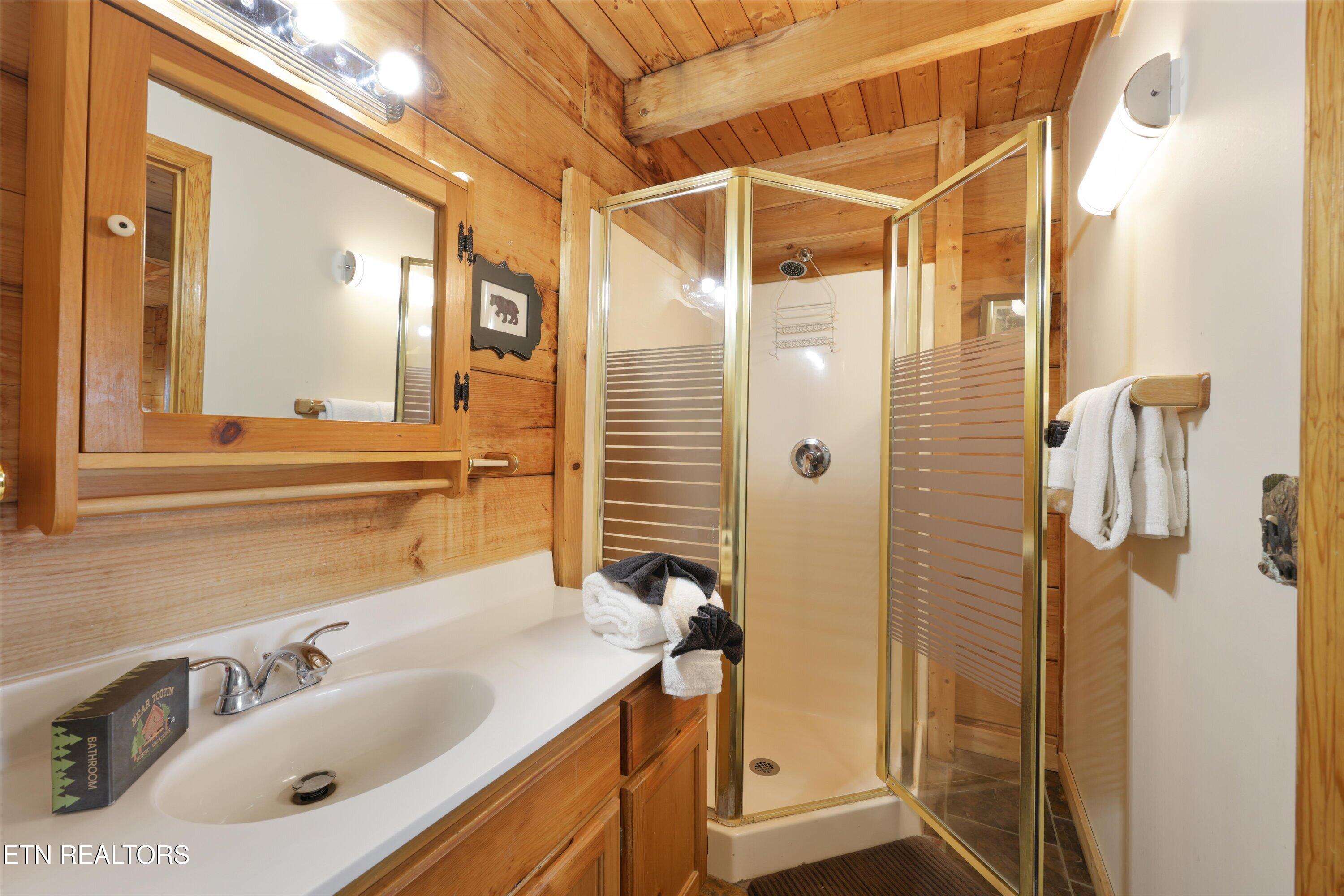 1086 Sharp Hollow Road Sevierville TN 37862