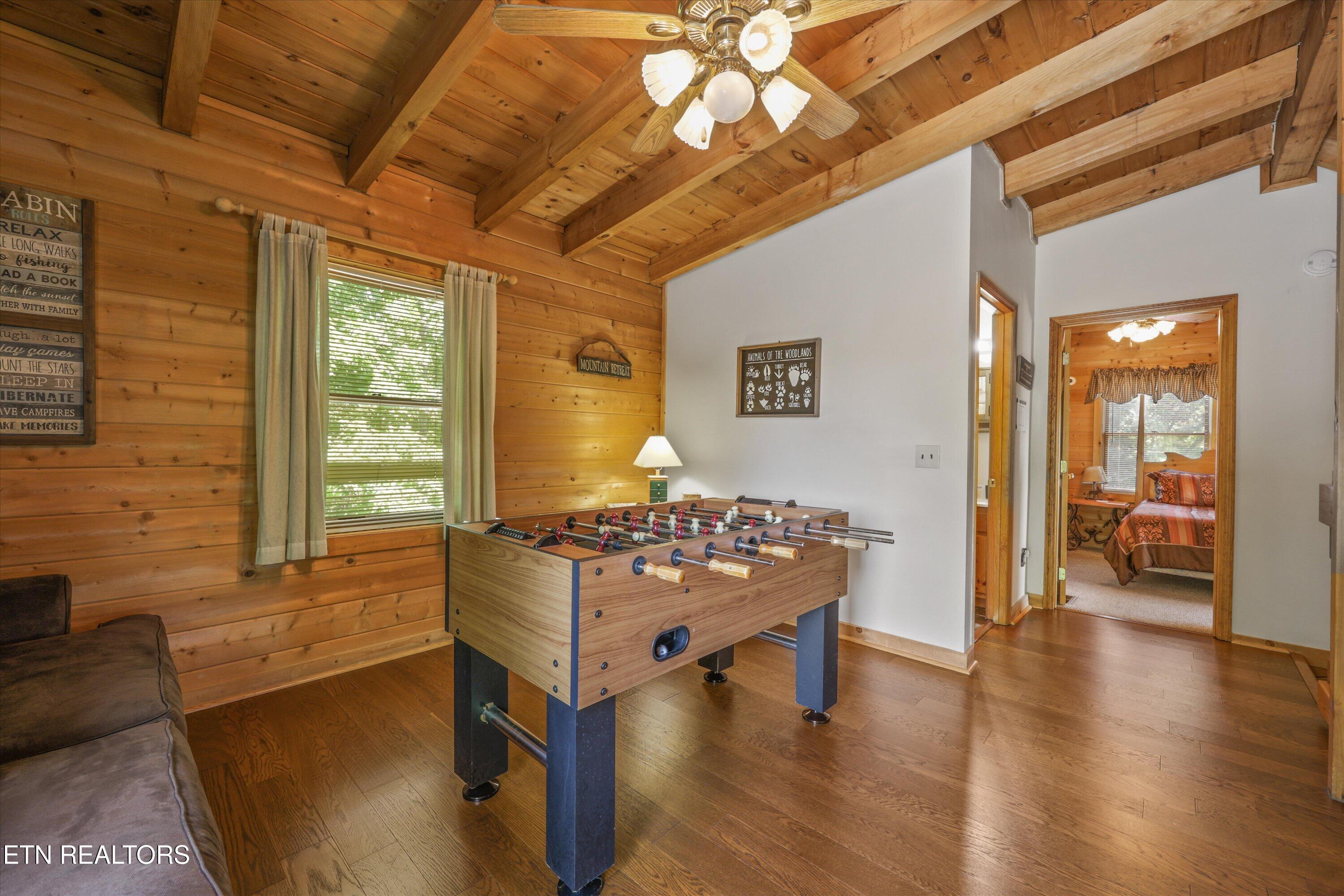 1086 Sharp Hollow Road Sevierville TN 37862