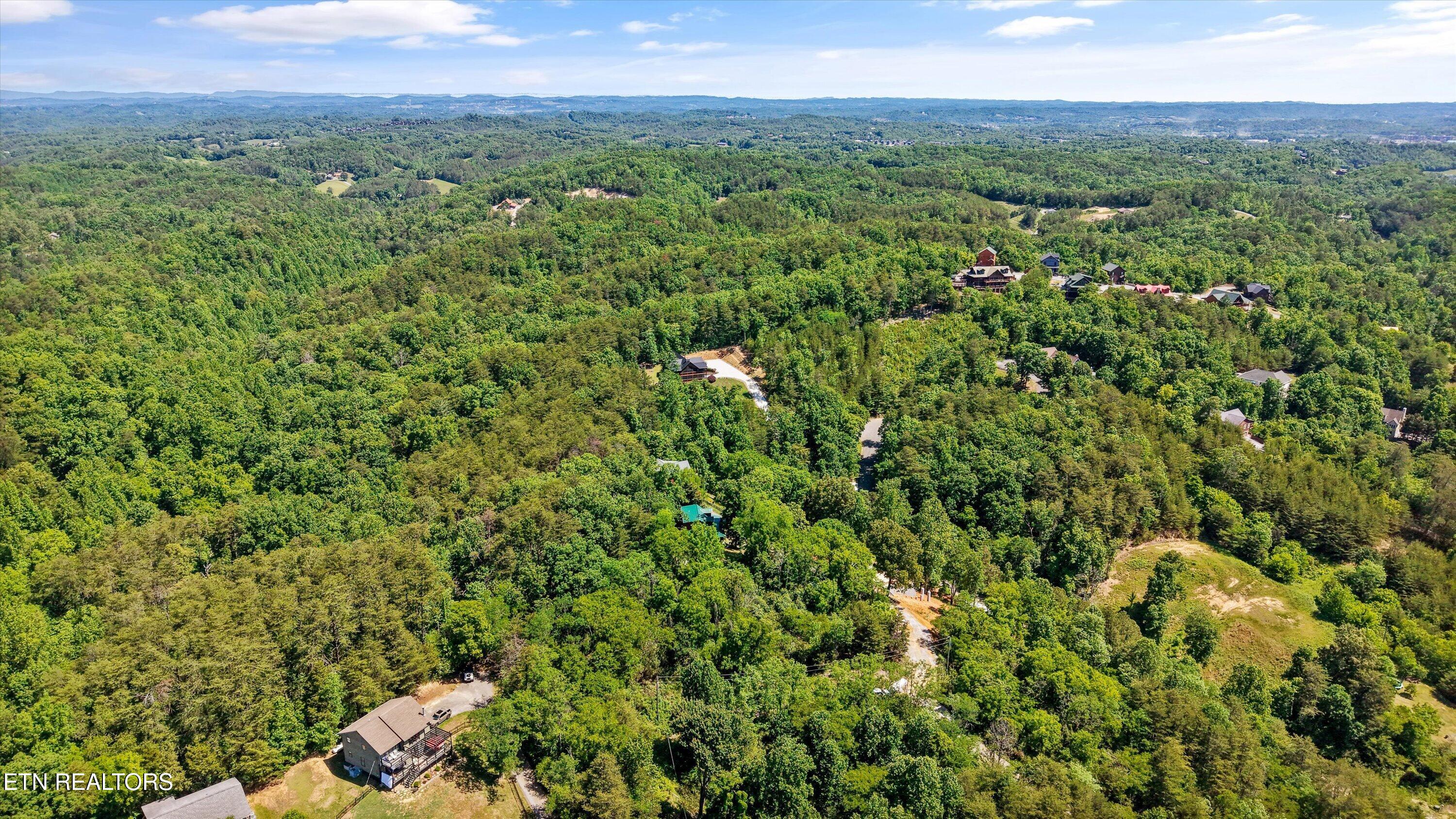 1086 Sharp Hollow Road Sevierville TN 37862