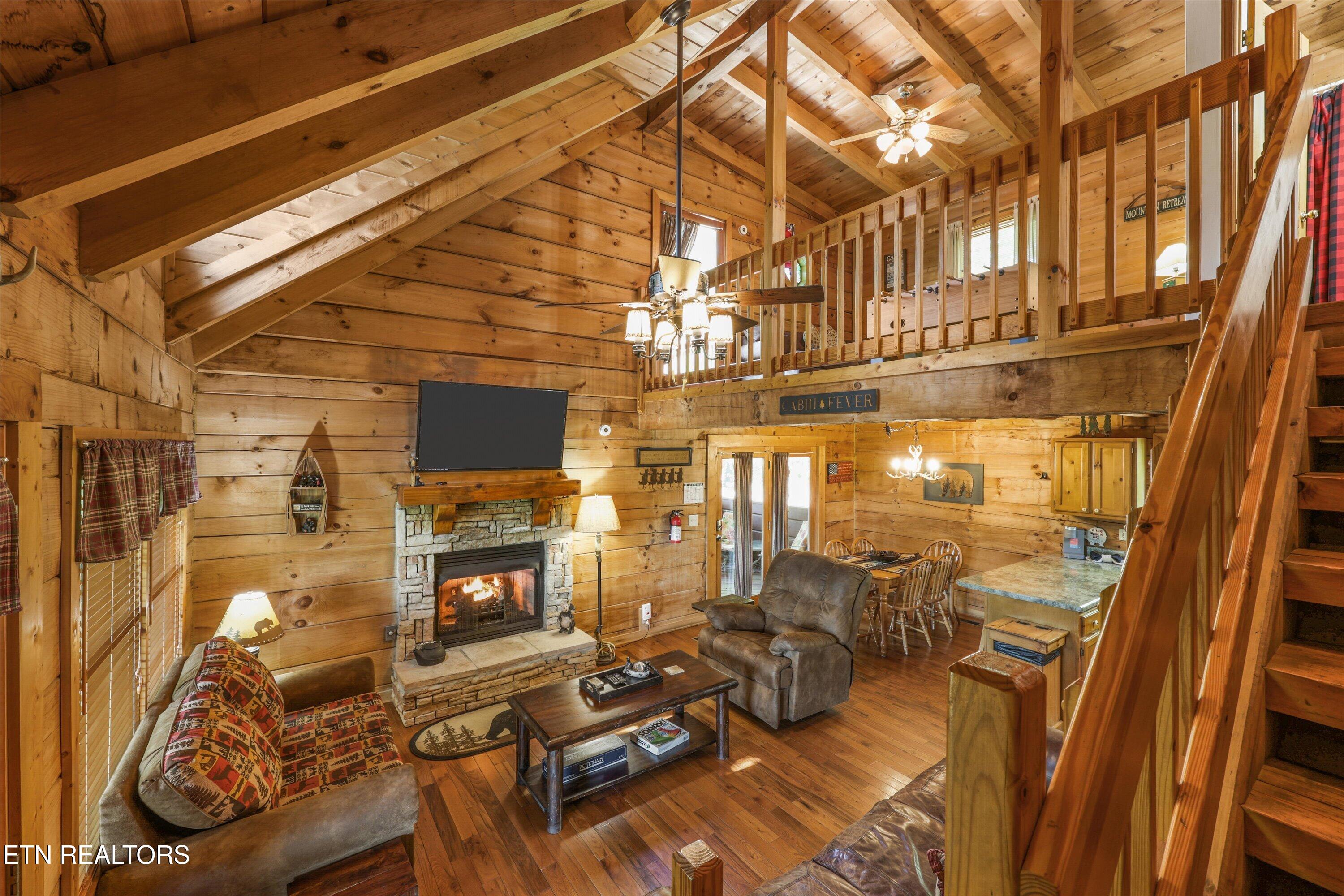 1086 Sharp Hollow Road Sevierville TN 37862