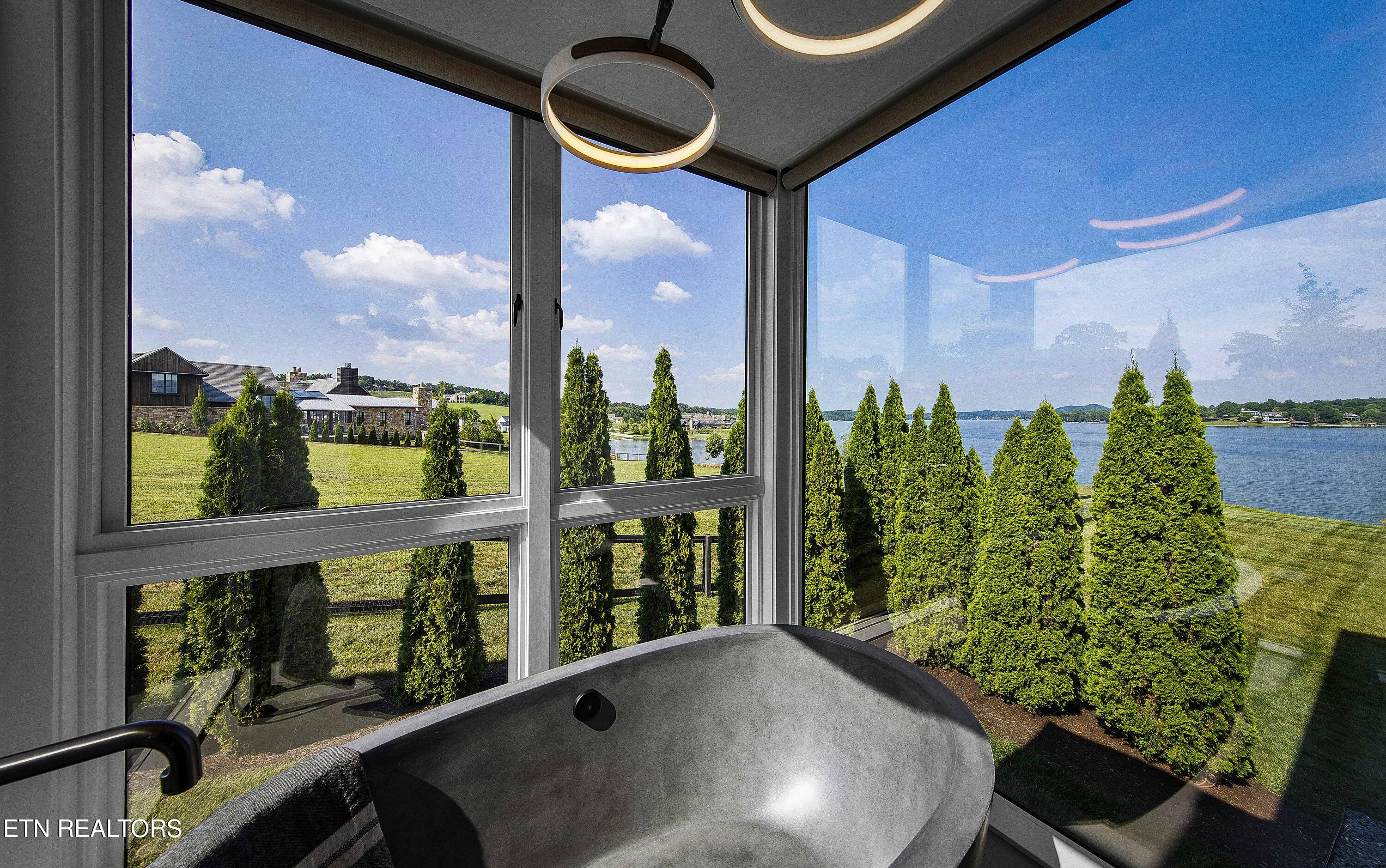 10628 Albion Way Knoxville TN 37922