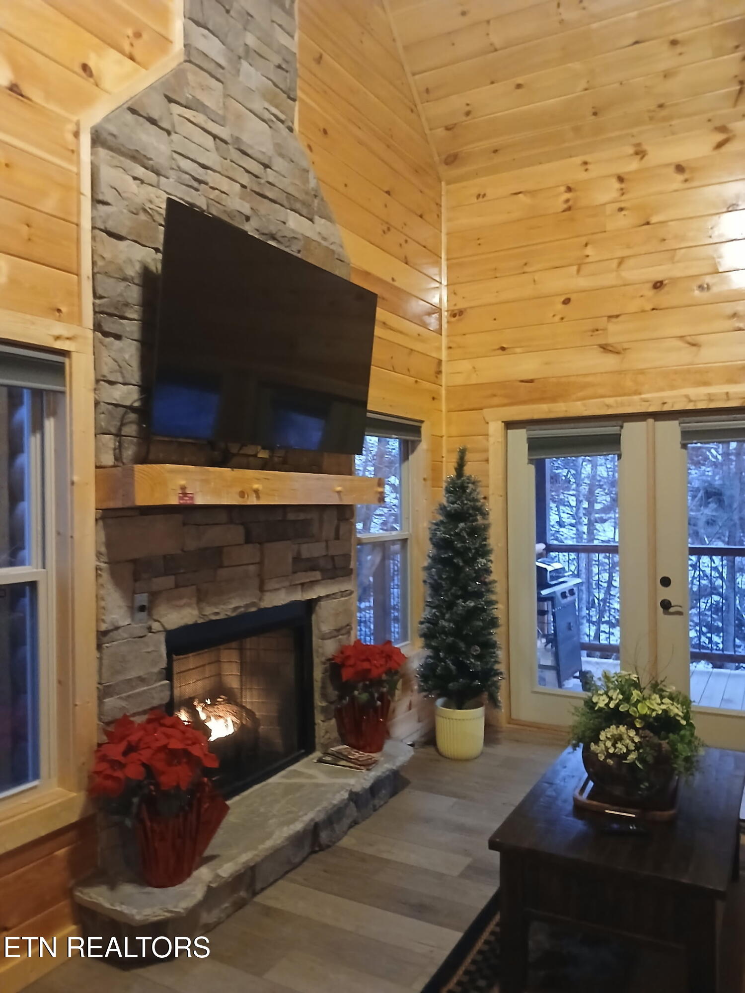 2218 Ridgeland Circle Sevierville TN 37862