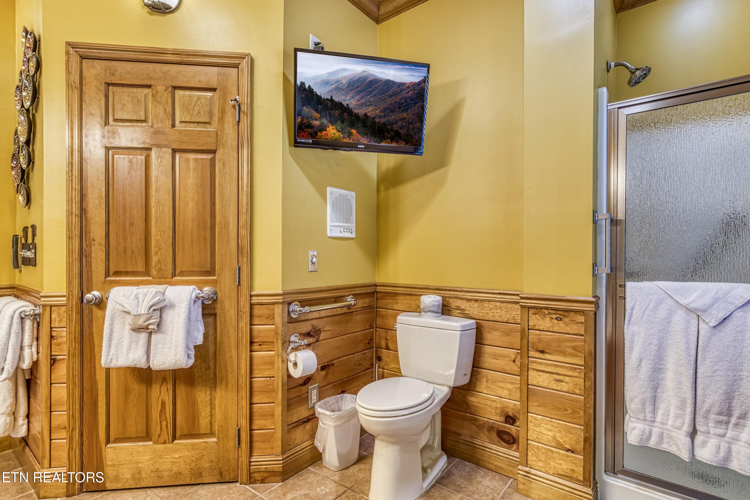 726 Plantation Drive Pigeon Forge TN 37863
