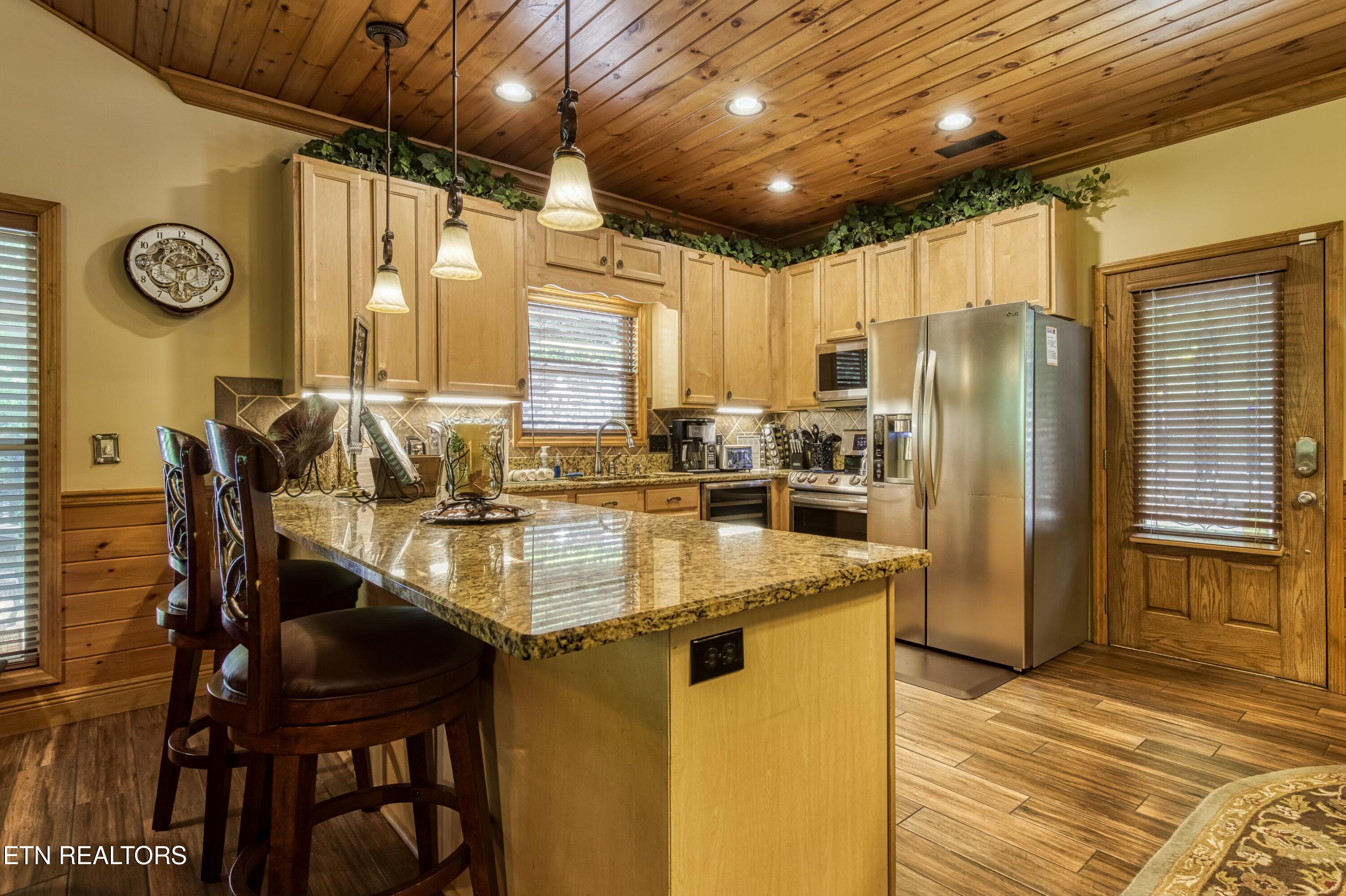 726 Plantation Drive Pigeon Forge TN 37863