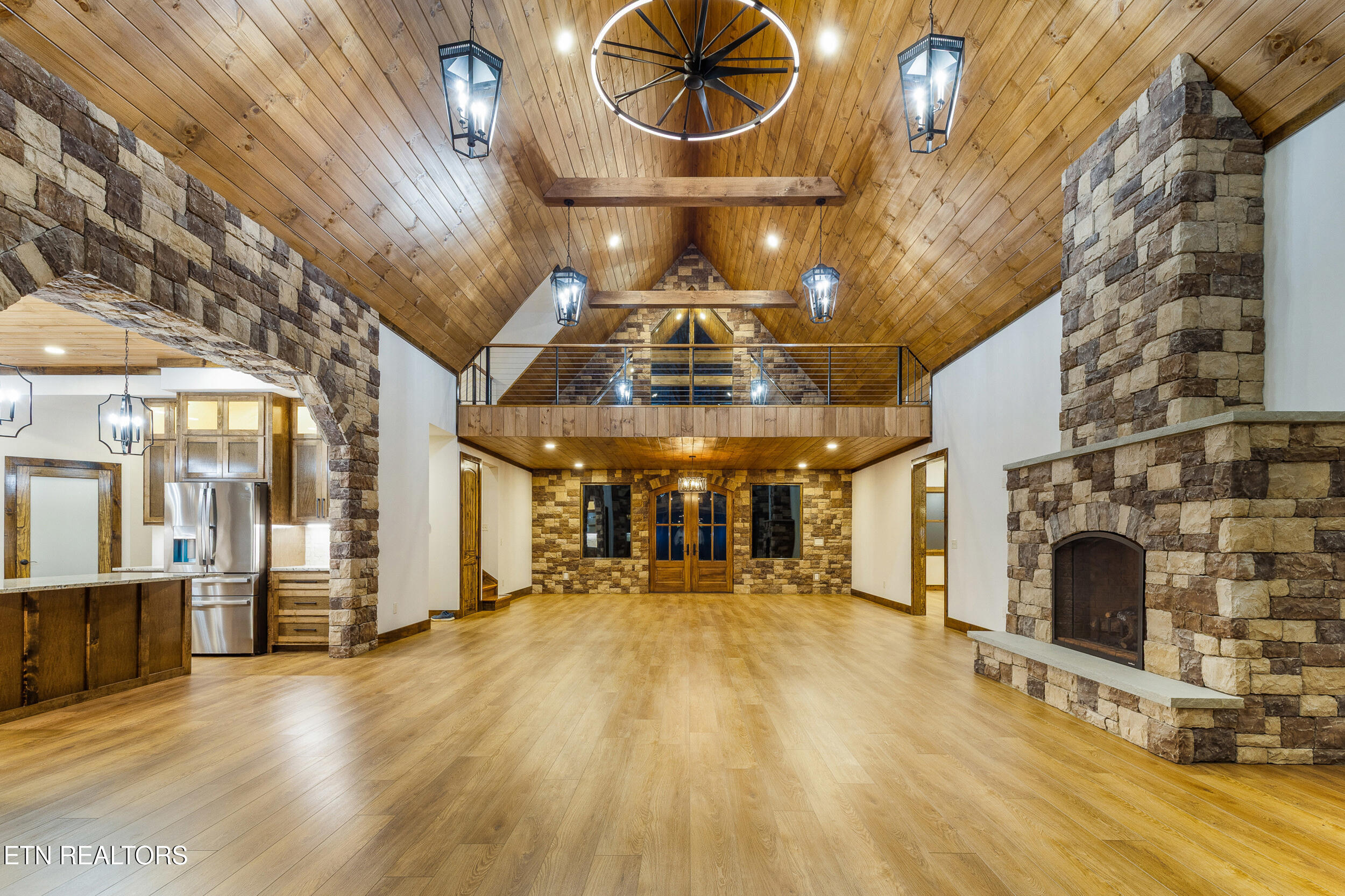 411 Meadow Road Greenback TN 37742