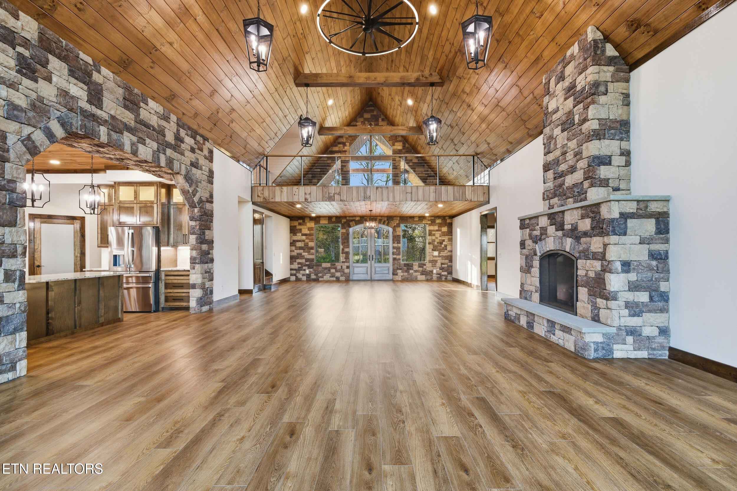 411 Meadow Road Greenback TN 37742