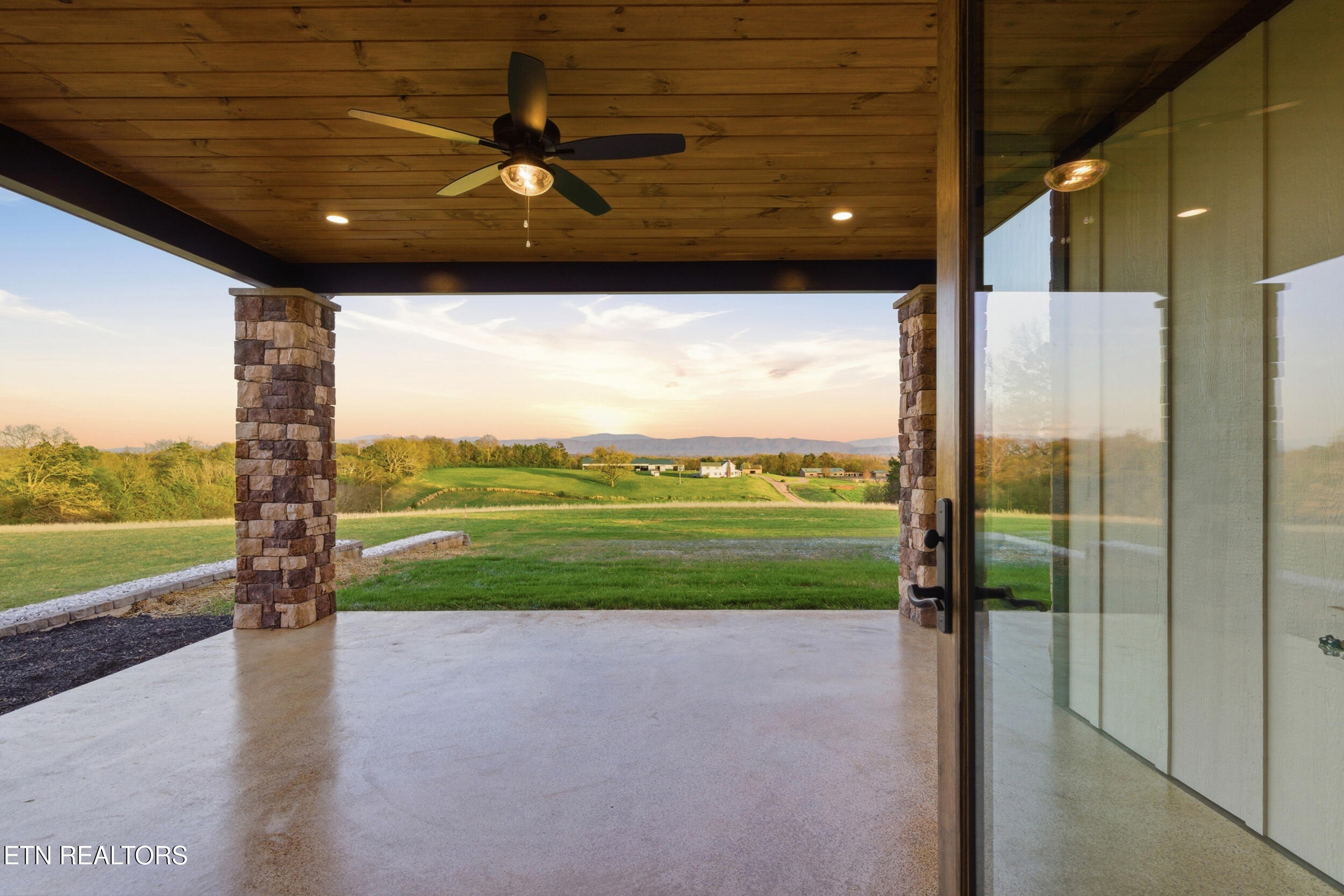 411 Meadow Road Greenback TN 37742