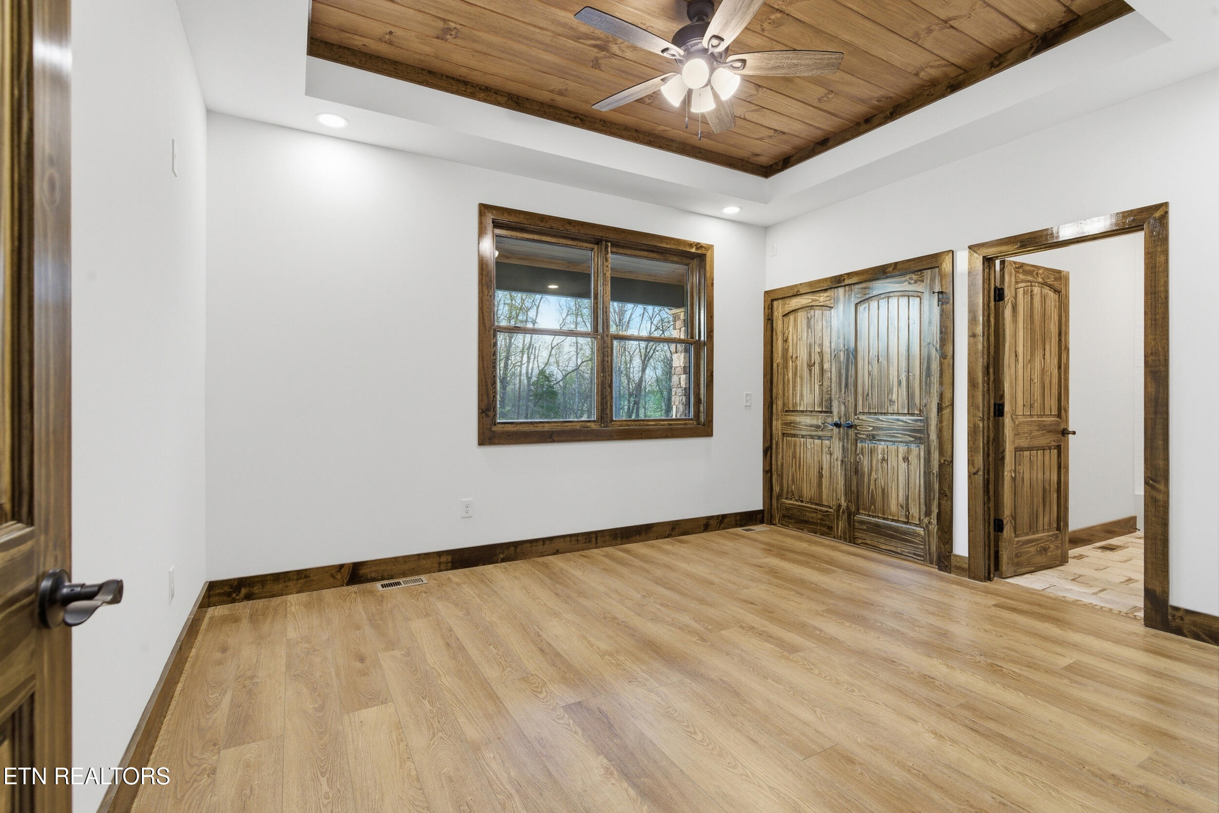 411 Meadow Road Greenback TN 37742