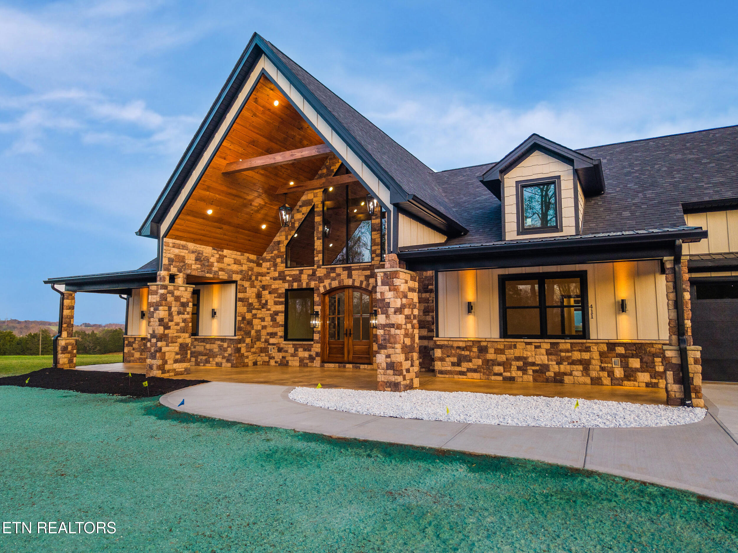 411 Meadow Road Greenback TN 37742