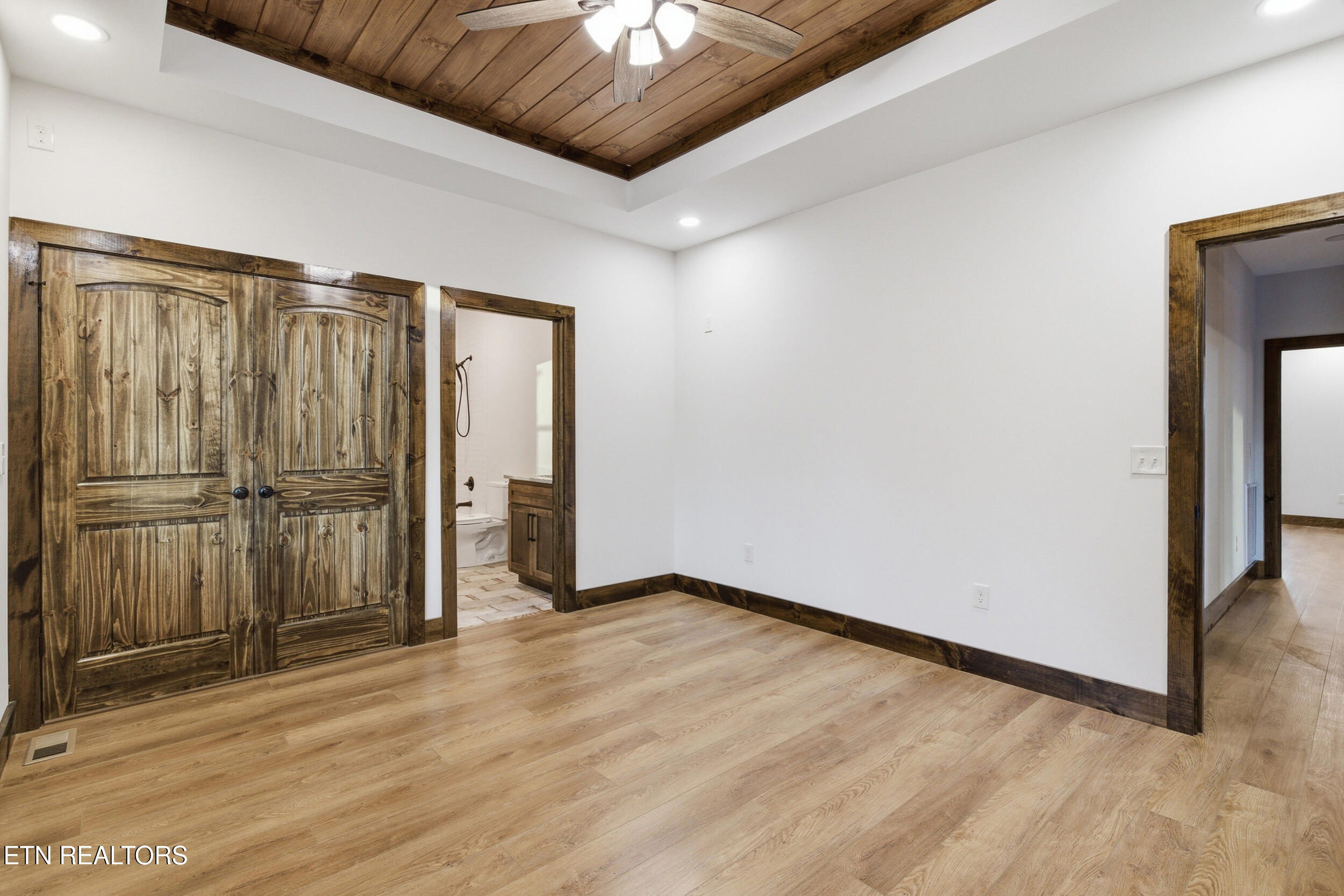 411 Meadow Road Greenback TN 37742