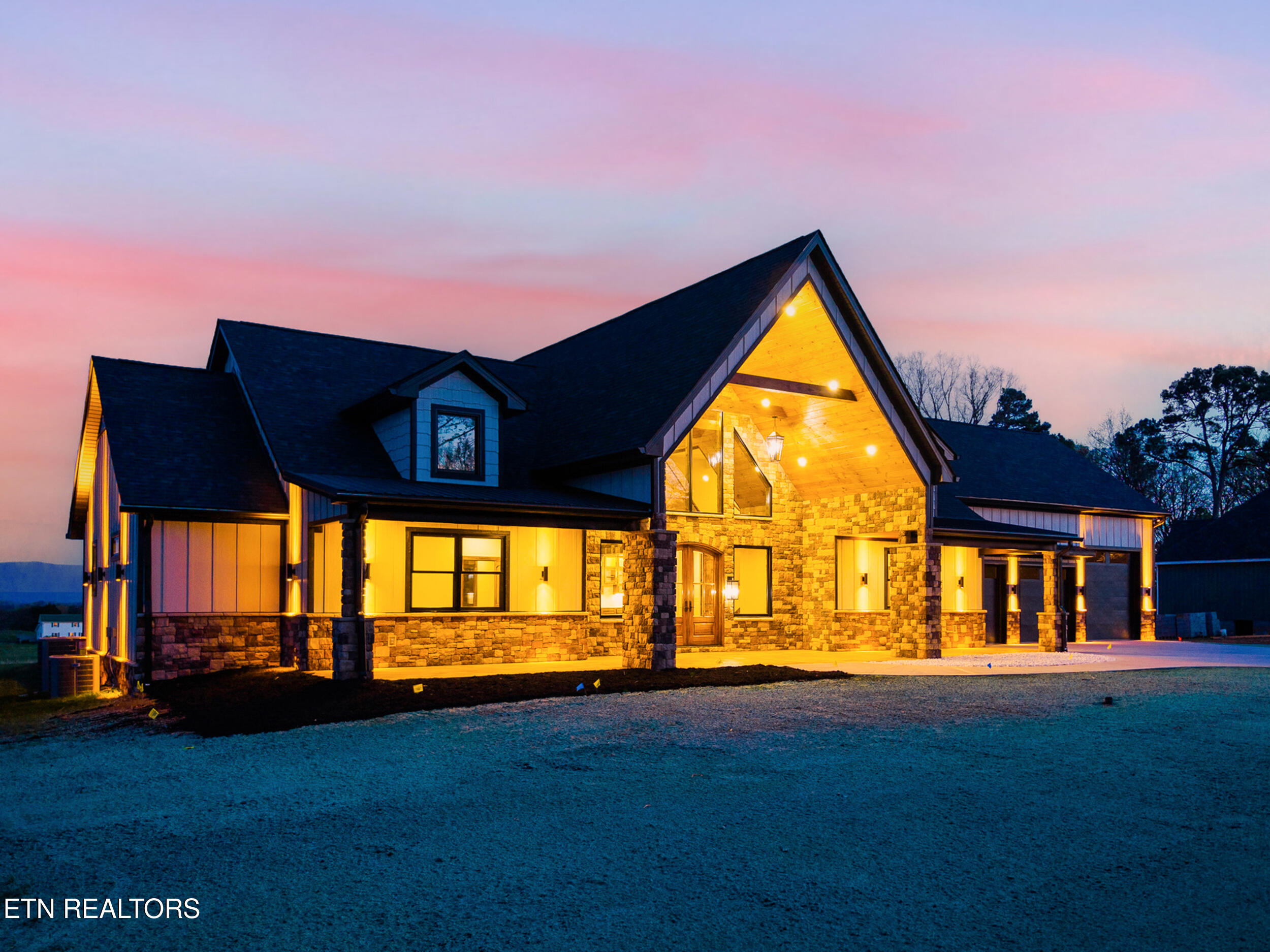 411 Meadow Road Greenback TN 37742