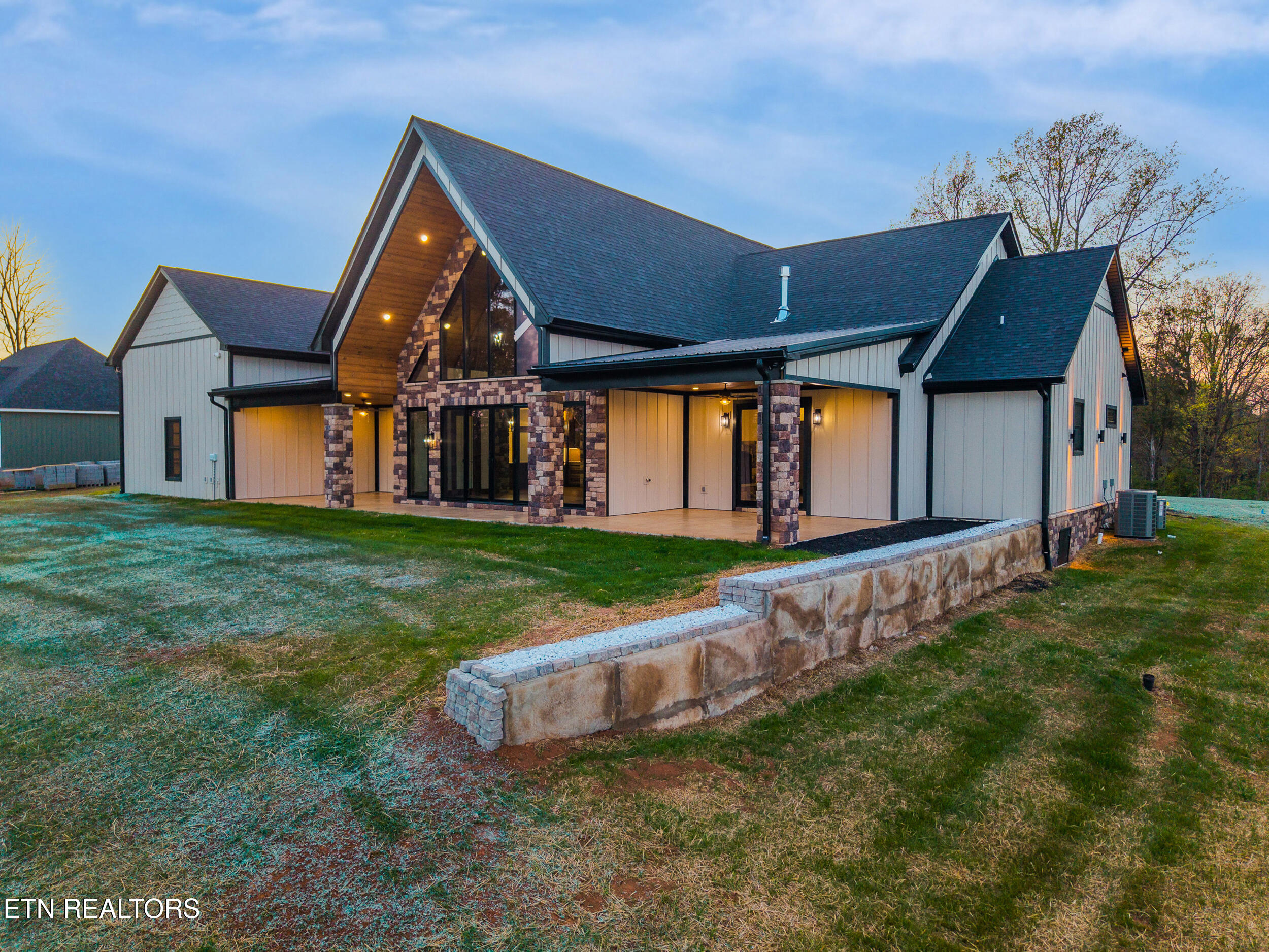 411 Meadow Road Greenback TN 37742