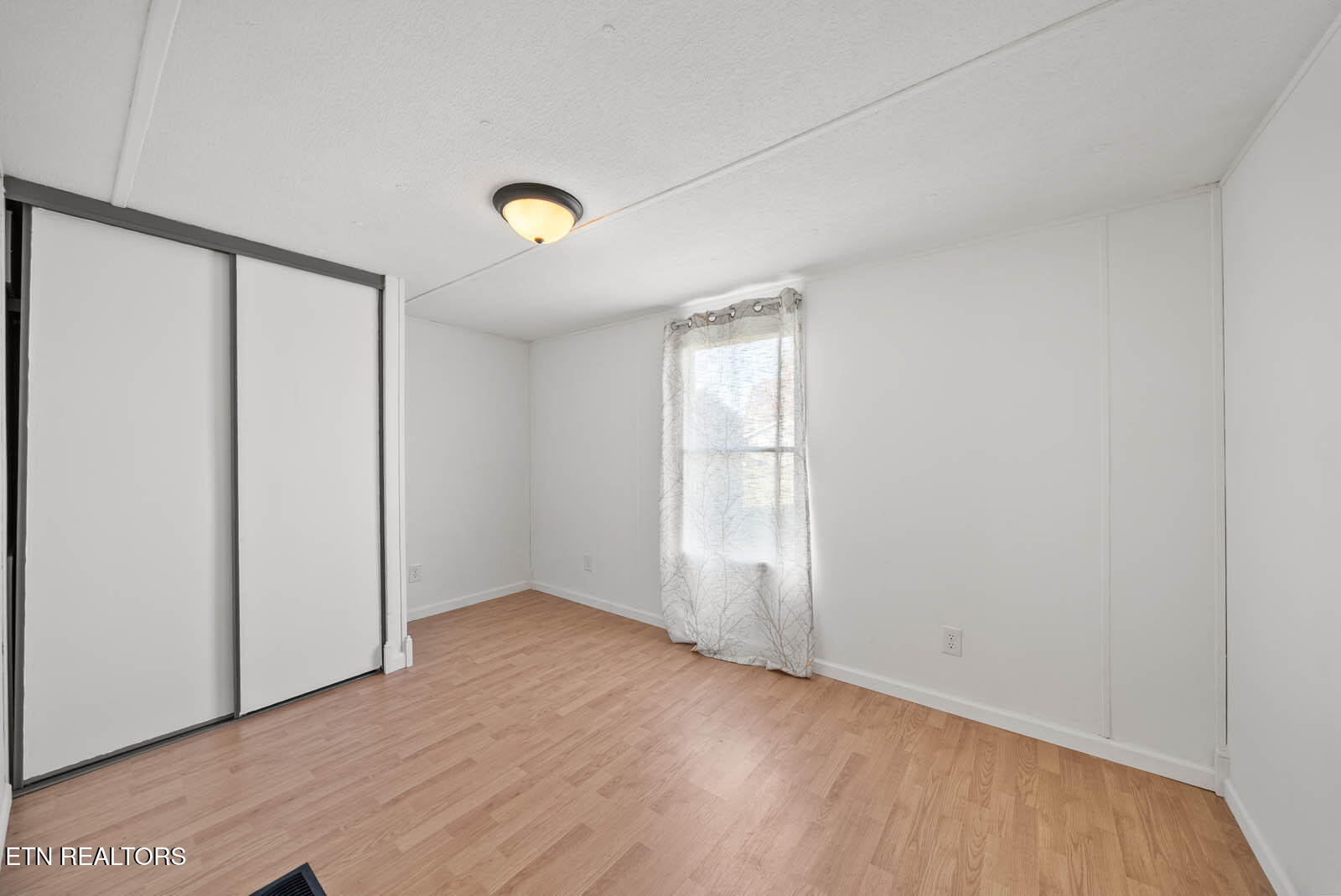 804 Vandever Road Crossville TN 38572