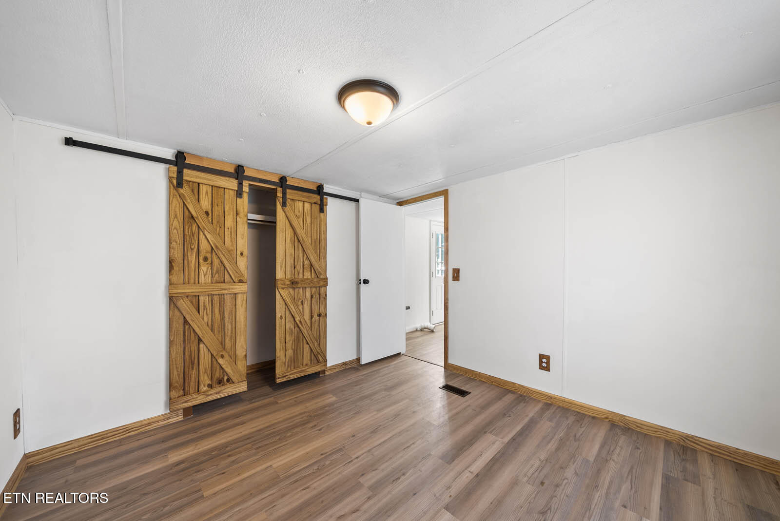 804 Vandever Road Crossville TN 38572