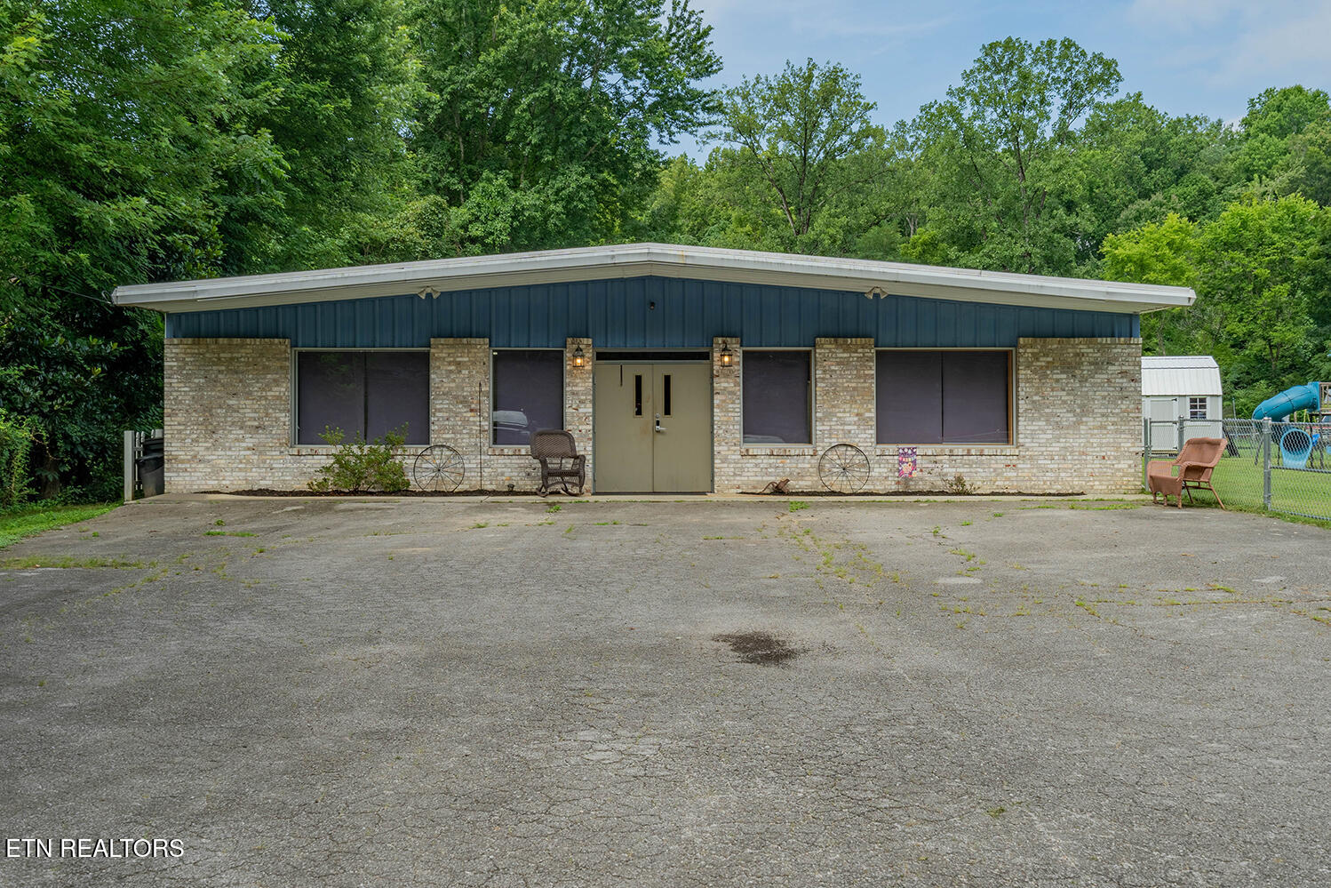 5112 Knoxville Highway Oliver Springs TN 37840