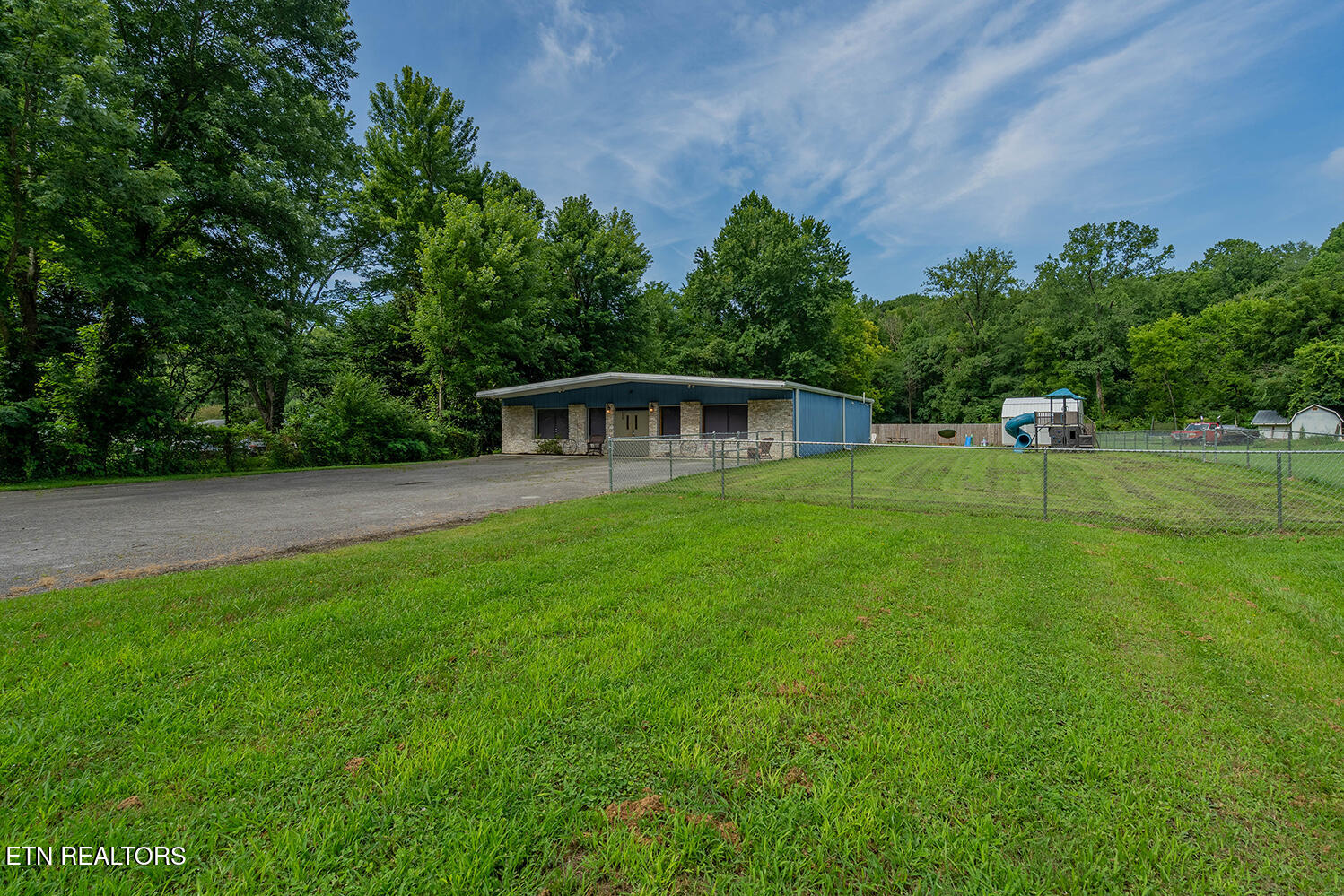 5112 Knoxville Highway Oliver Springs TN 37840