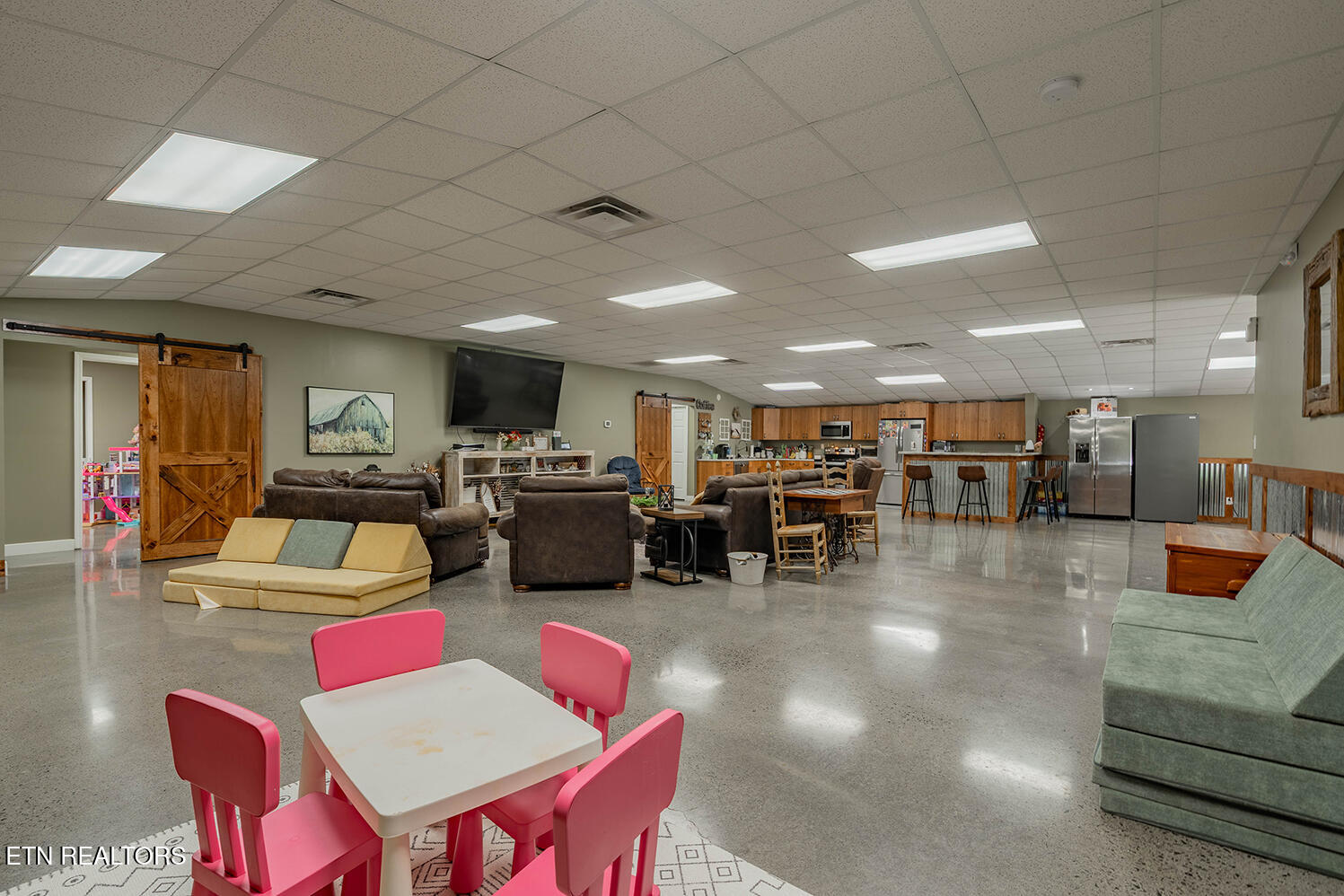 5112 Knoxville Highway Oliver Springs TN 37840