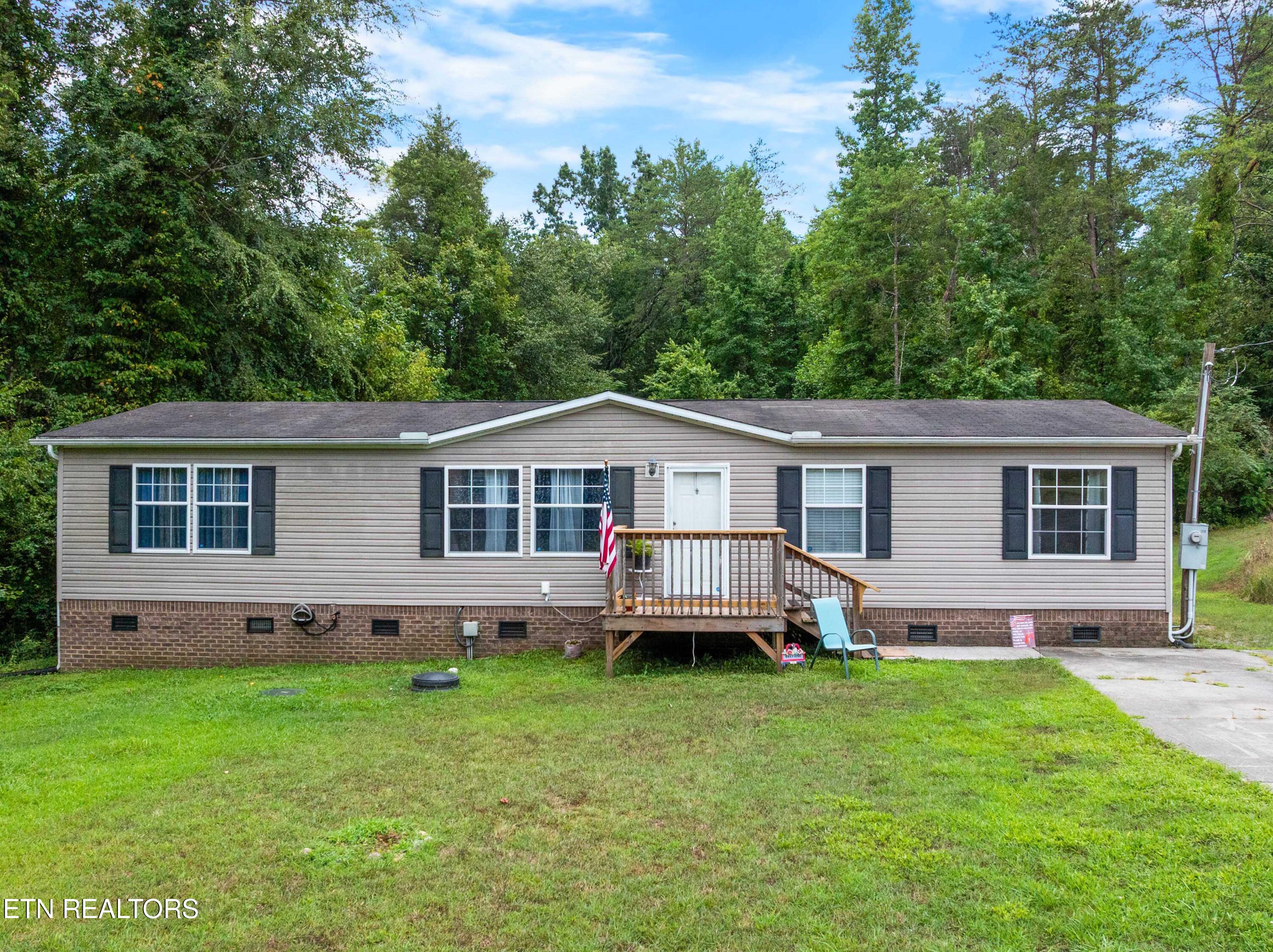 117 Loggers Lane Clinton TN 37716