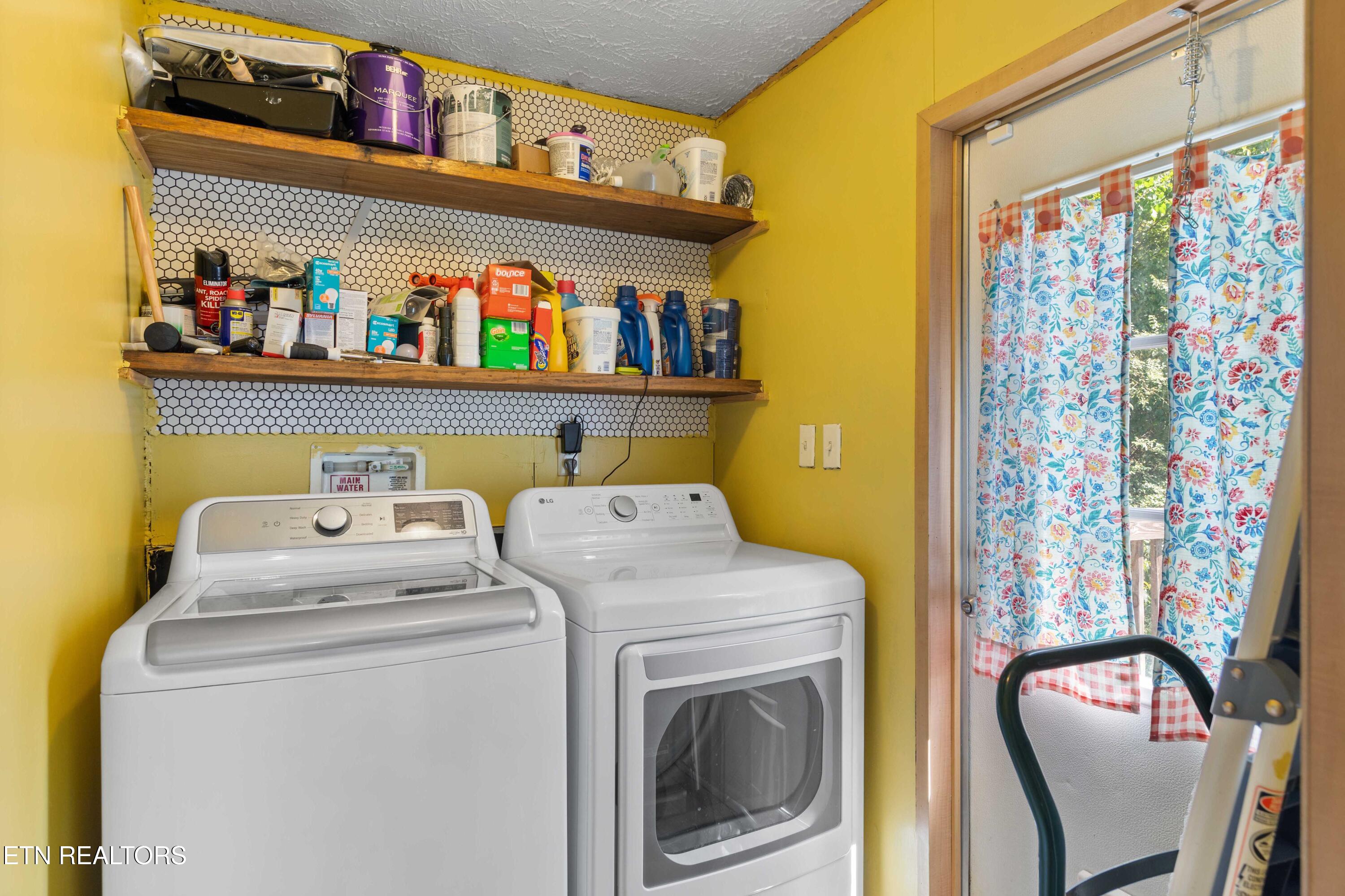 117 Loggers Lane Clinton TN 37716