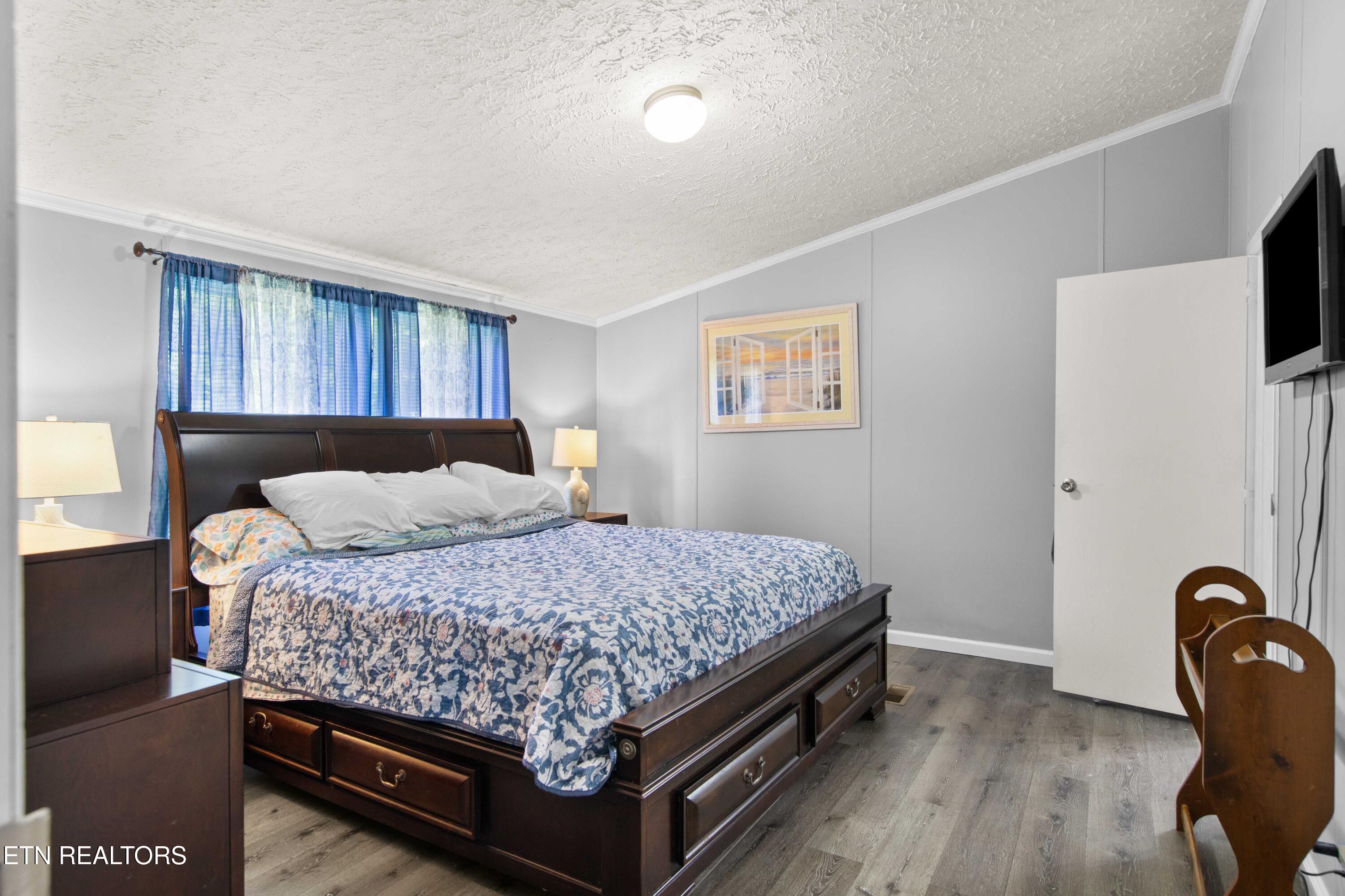 117 Loggers Lane Clinton TN 37716