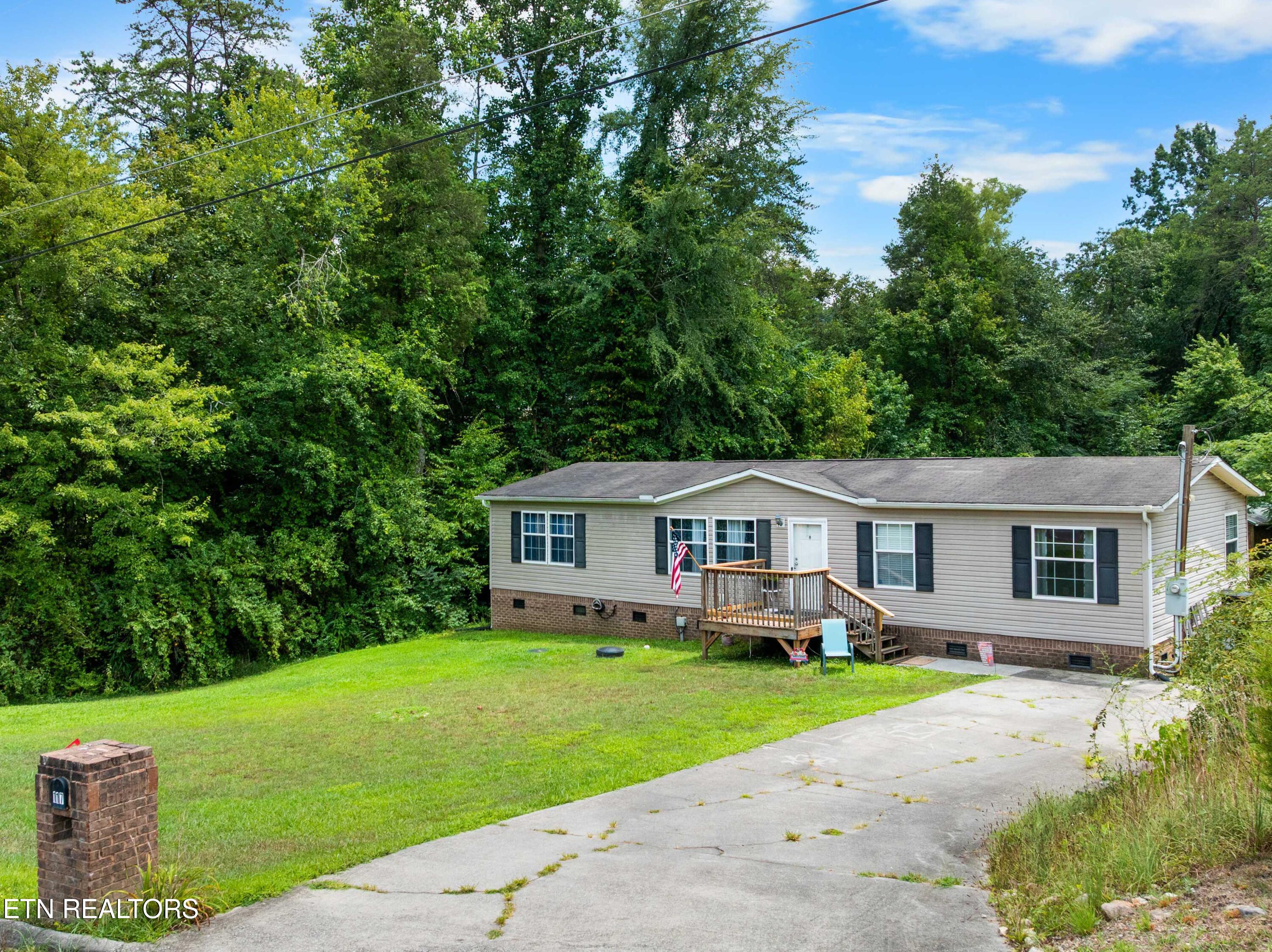 117 Loggers Lane Clinton TN 37716