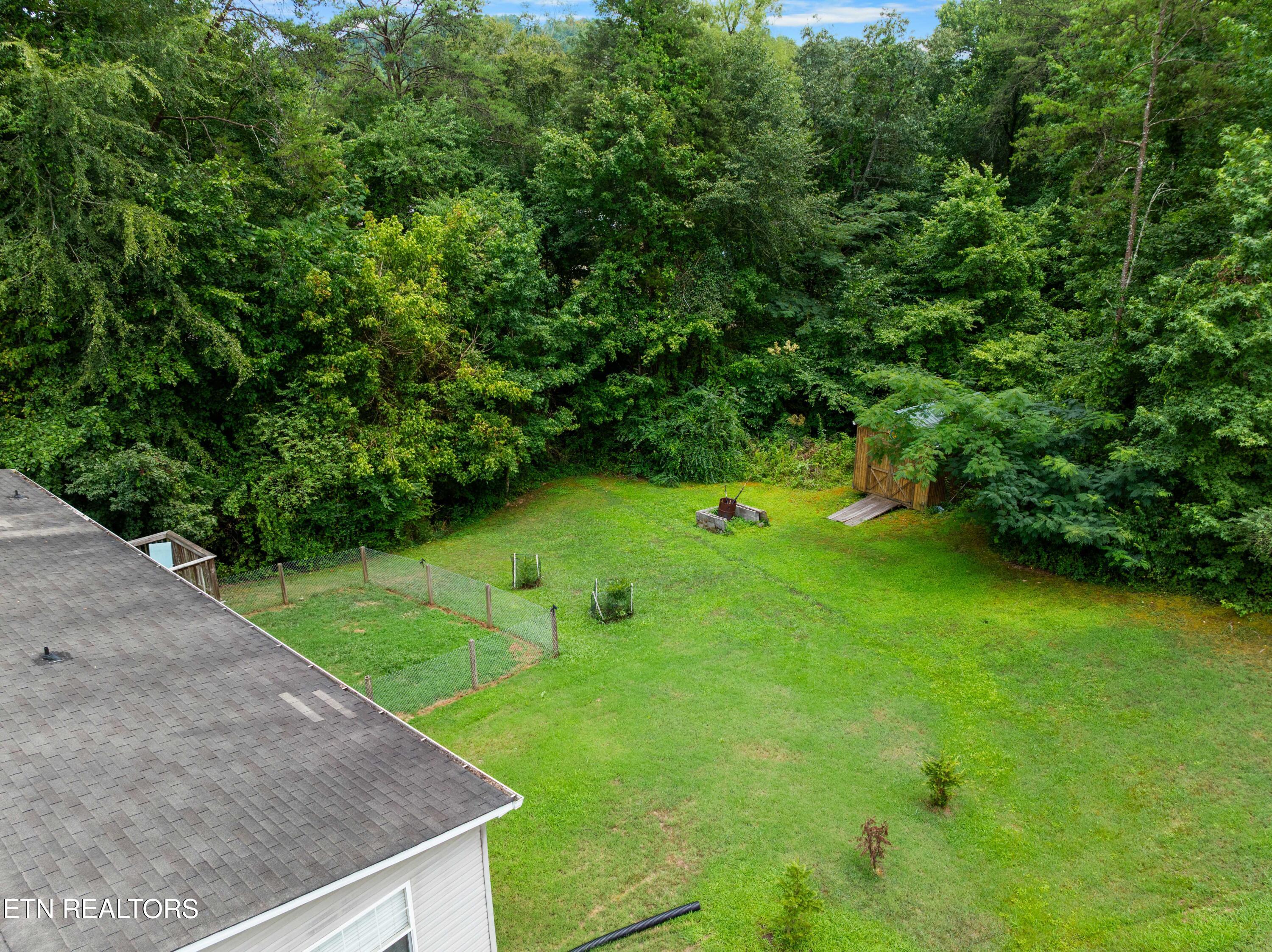 117 Loggers Lane Clinton TN 37716
