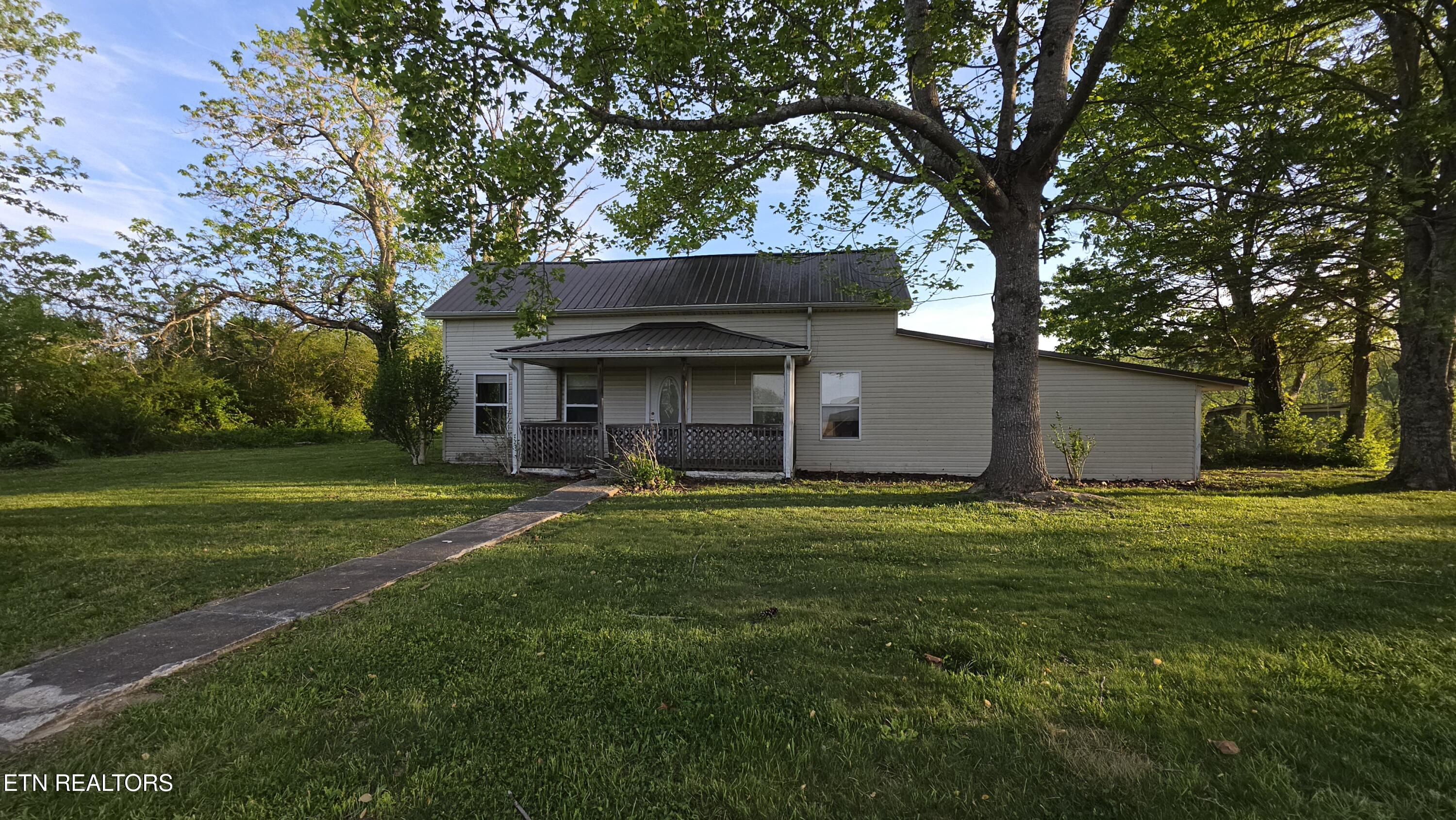671 Williams Creek Road Oneida TN 37841