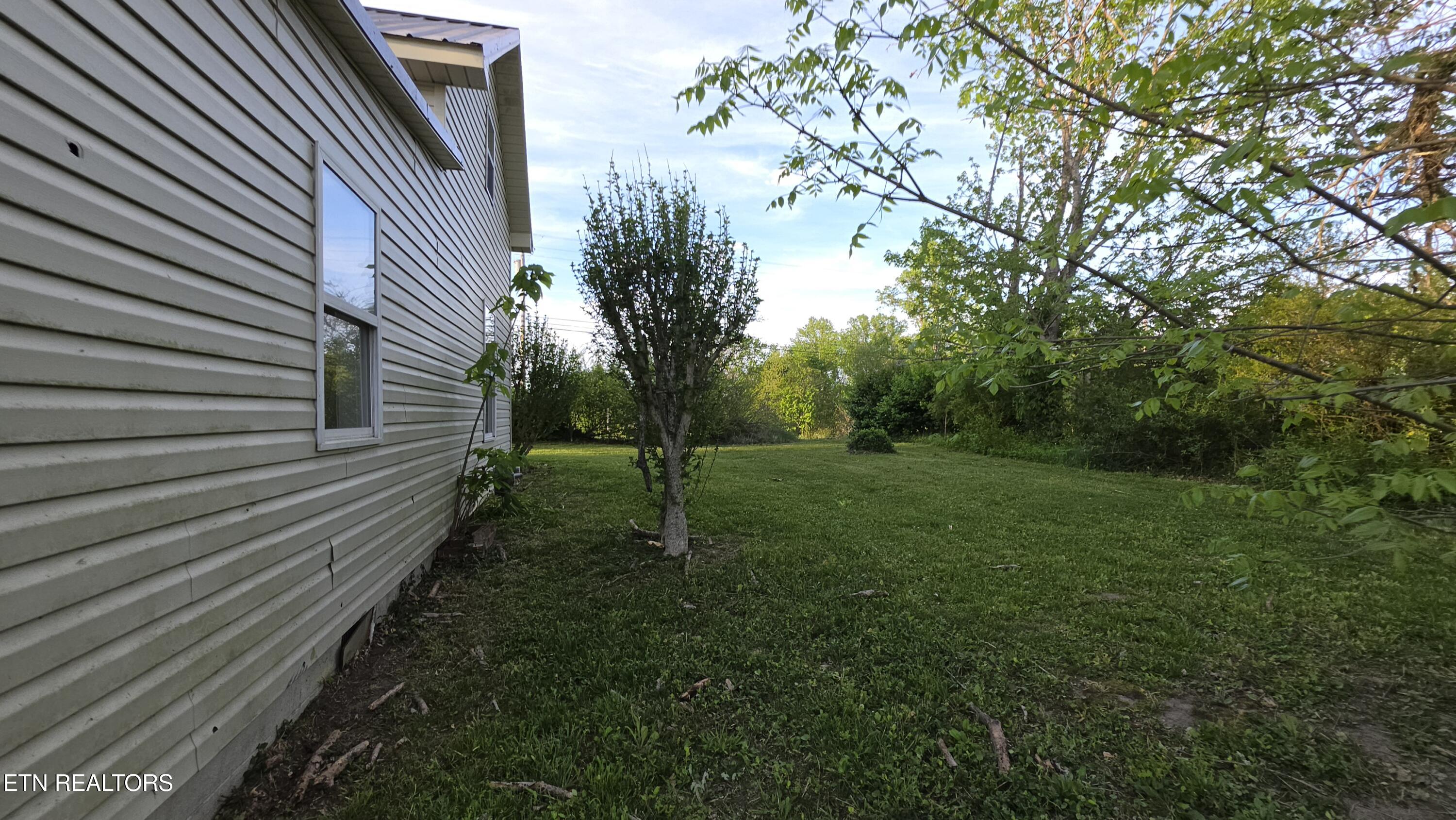 671 Williams Creek Road Oneida TN 37841