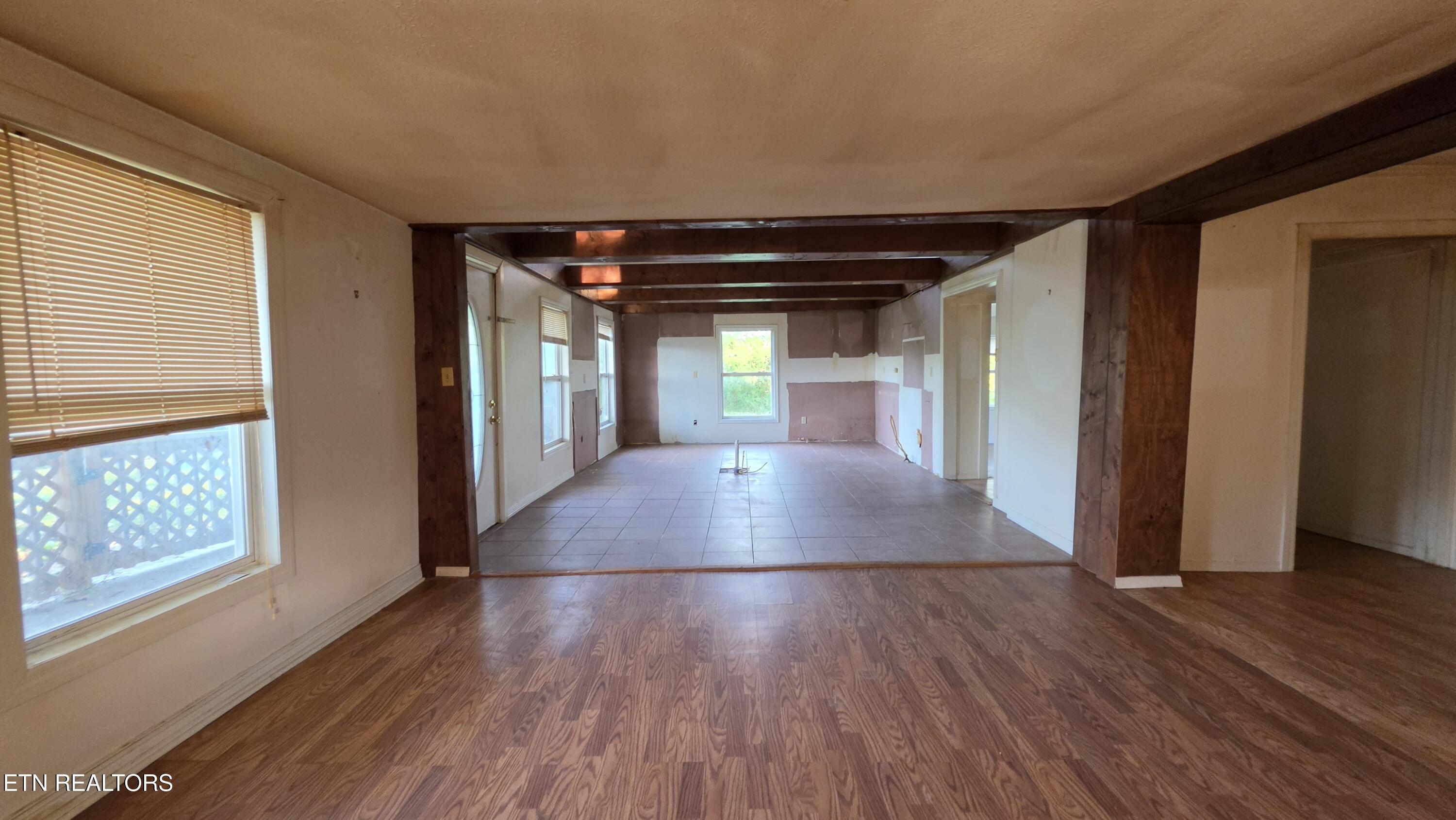 671 Williams Creek Road Oneida TN 37841