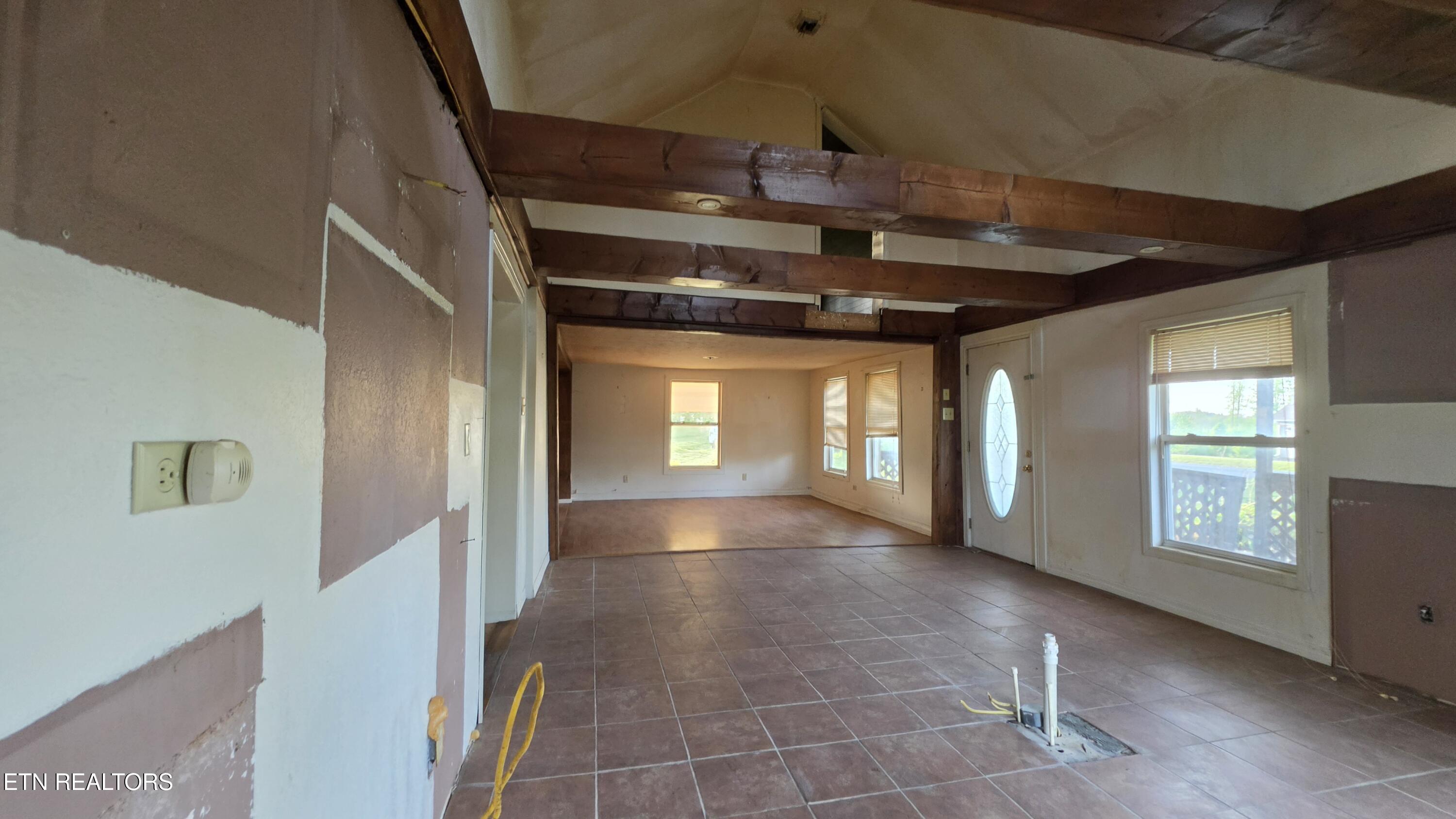671 Williams Creek Road Oneida TN 37841