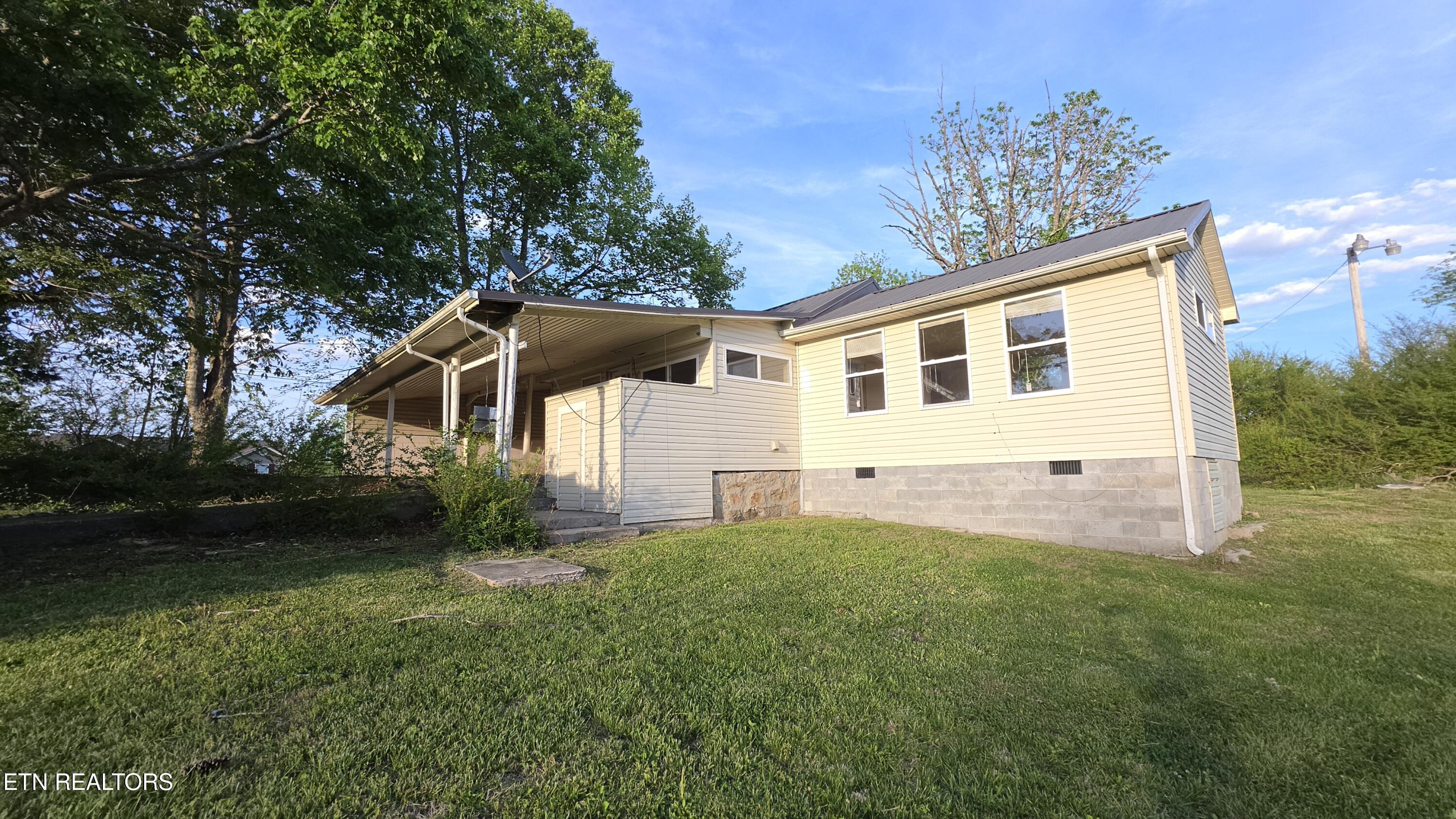 671 Williams Creek Road Oneida TN 37841