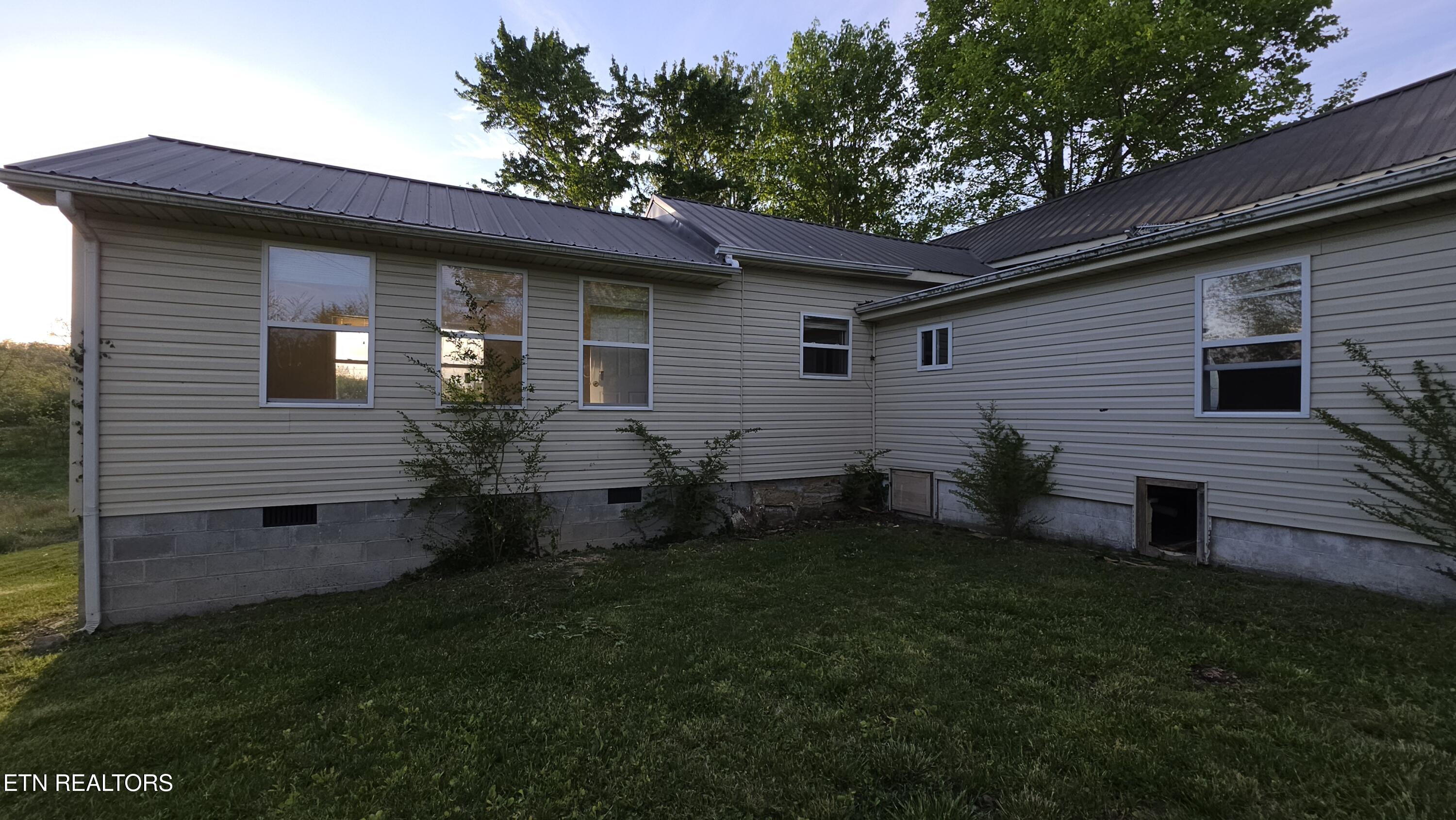 671 Williams Creek Road Oneida TN 37841