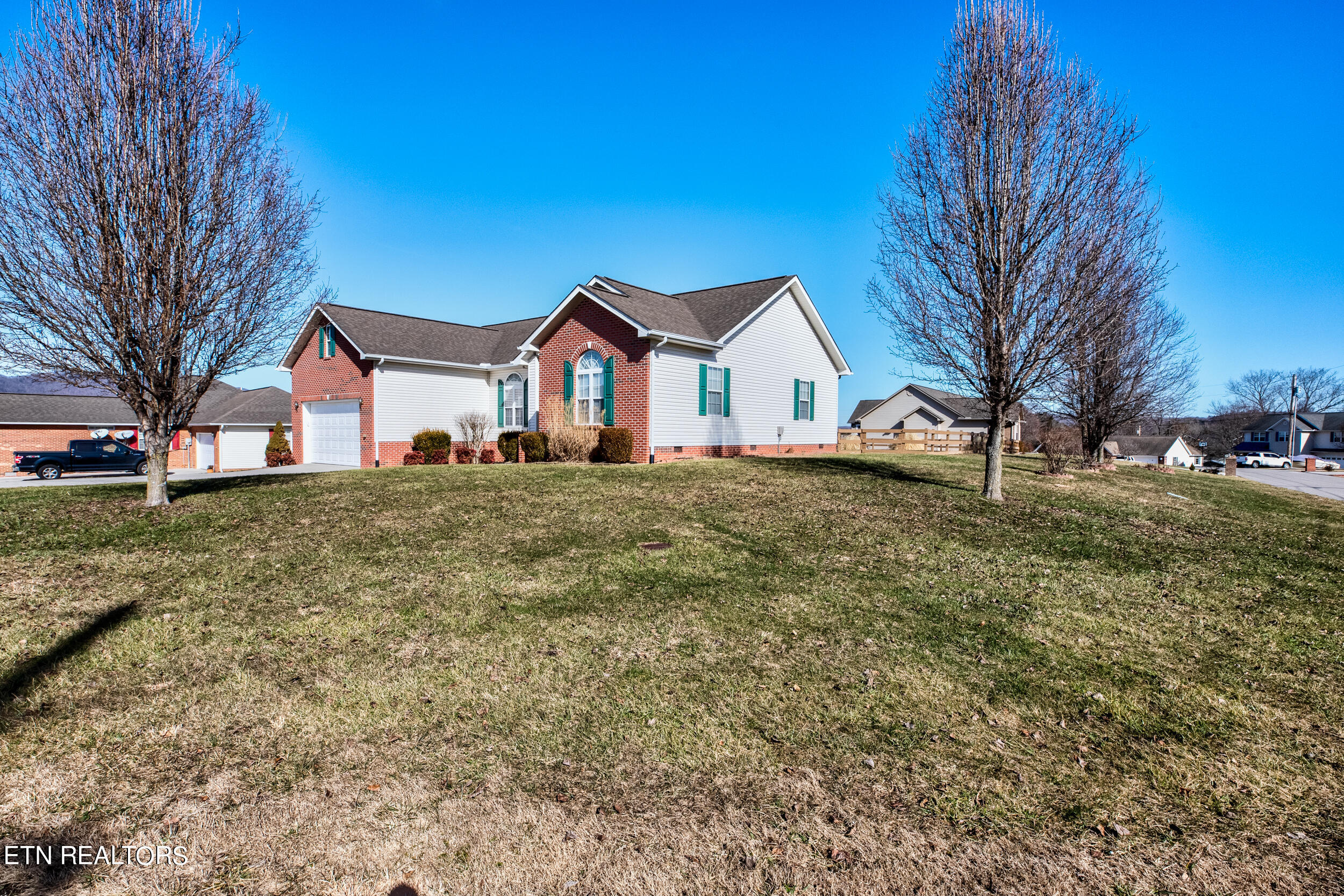 159 Austin Lane Jacksboro TN 37757