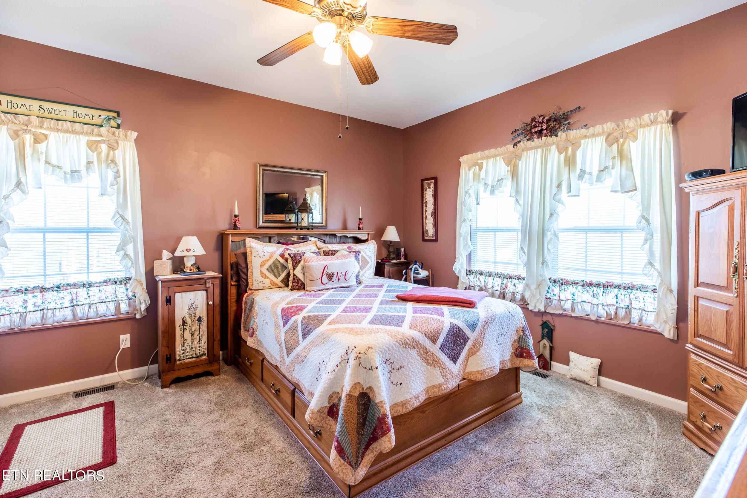 159 Austin Lane Jacksboro TN 37757