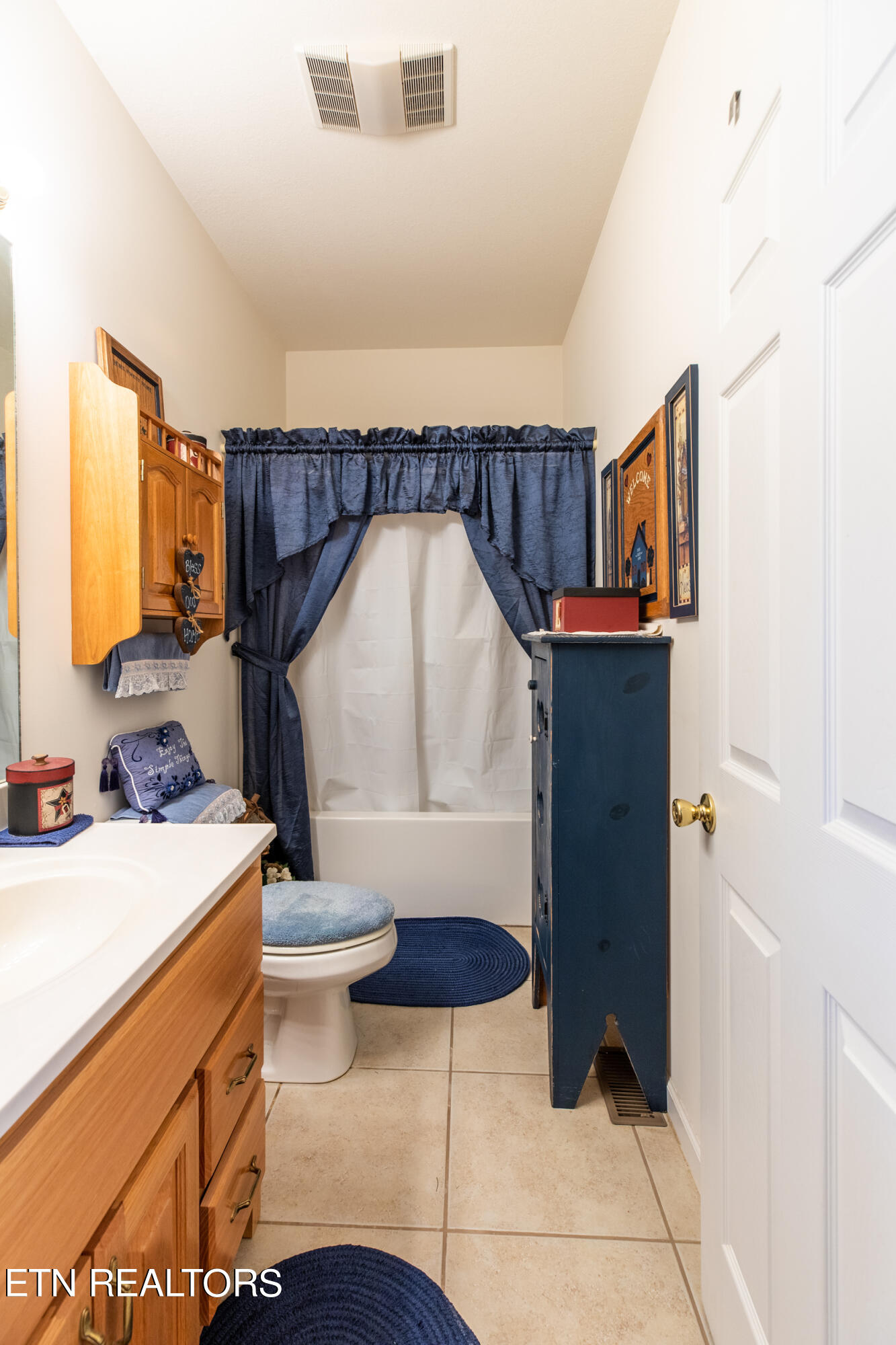 159 Austin Lane Jacksboro TN 37757