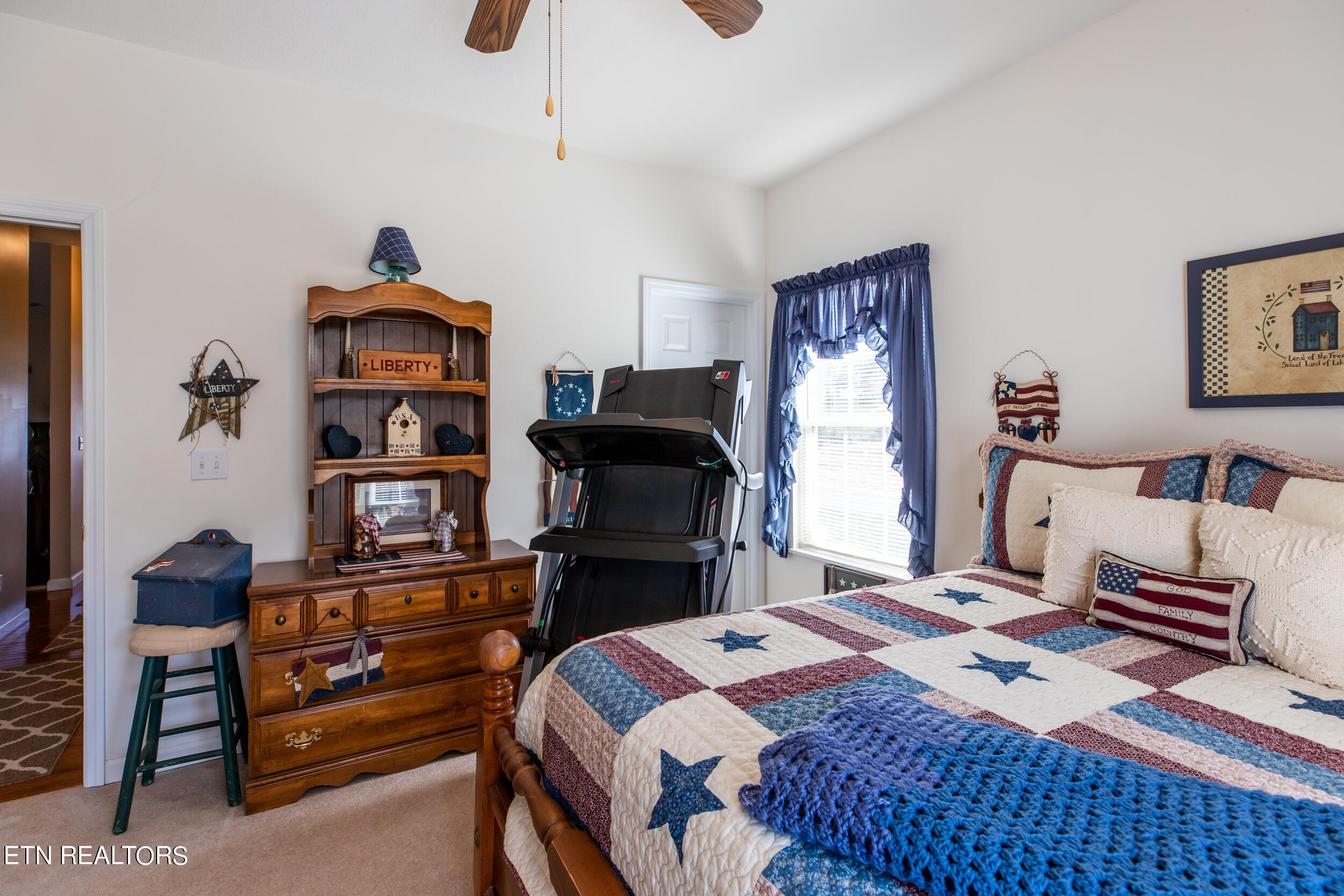 159 Austin Lane Jacksboro TN 37757