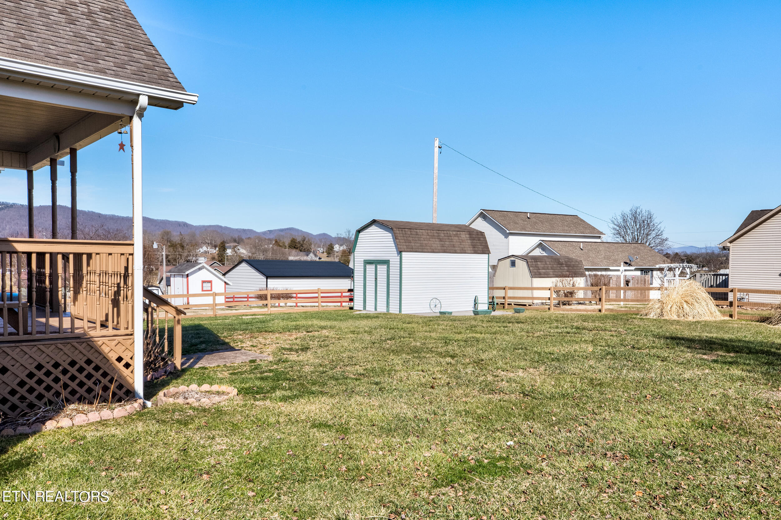159 Austin Lane Jacksboro TN 37757
