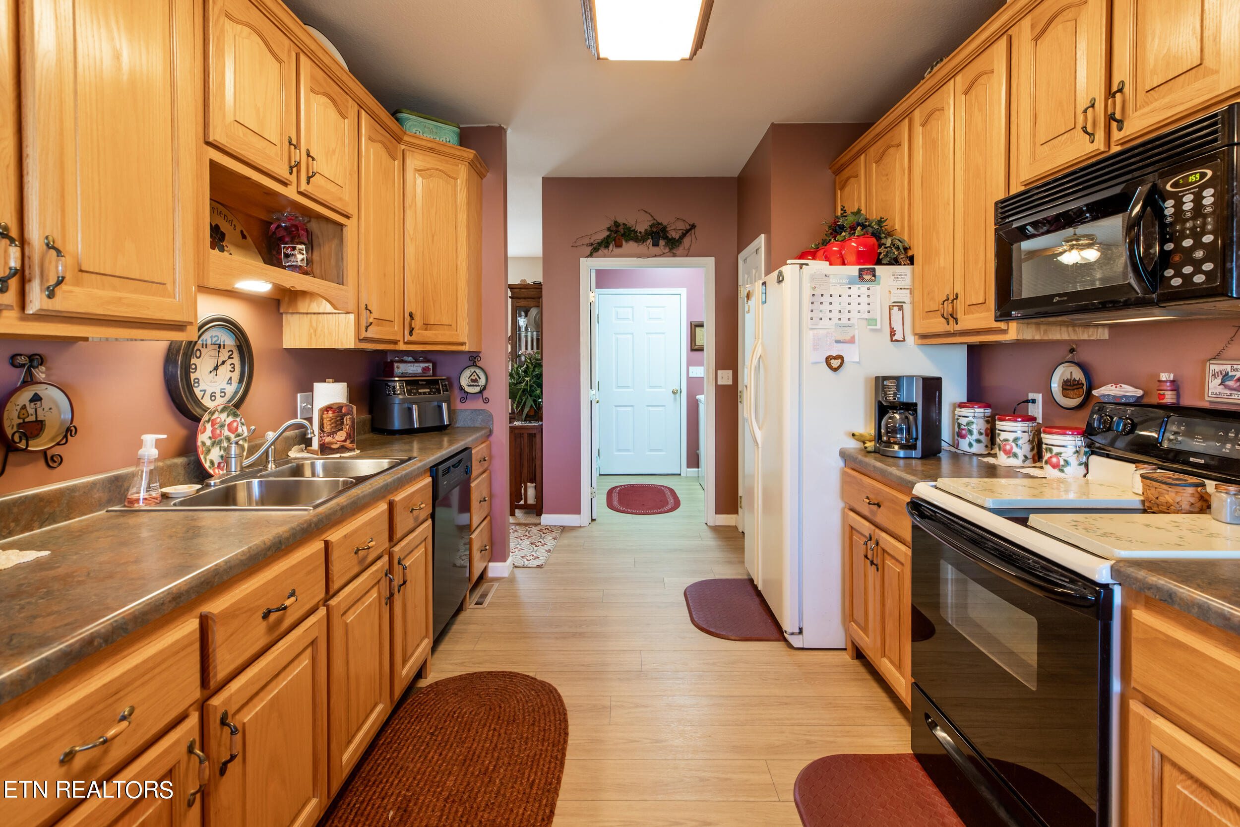 159 Austin Lane Jacksboro TN 37757